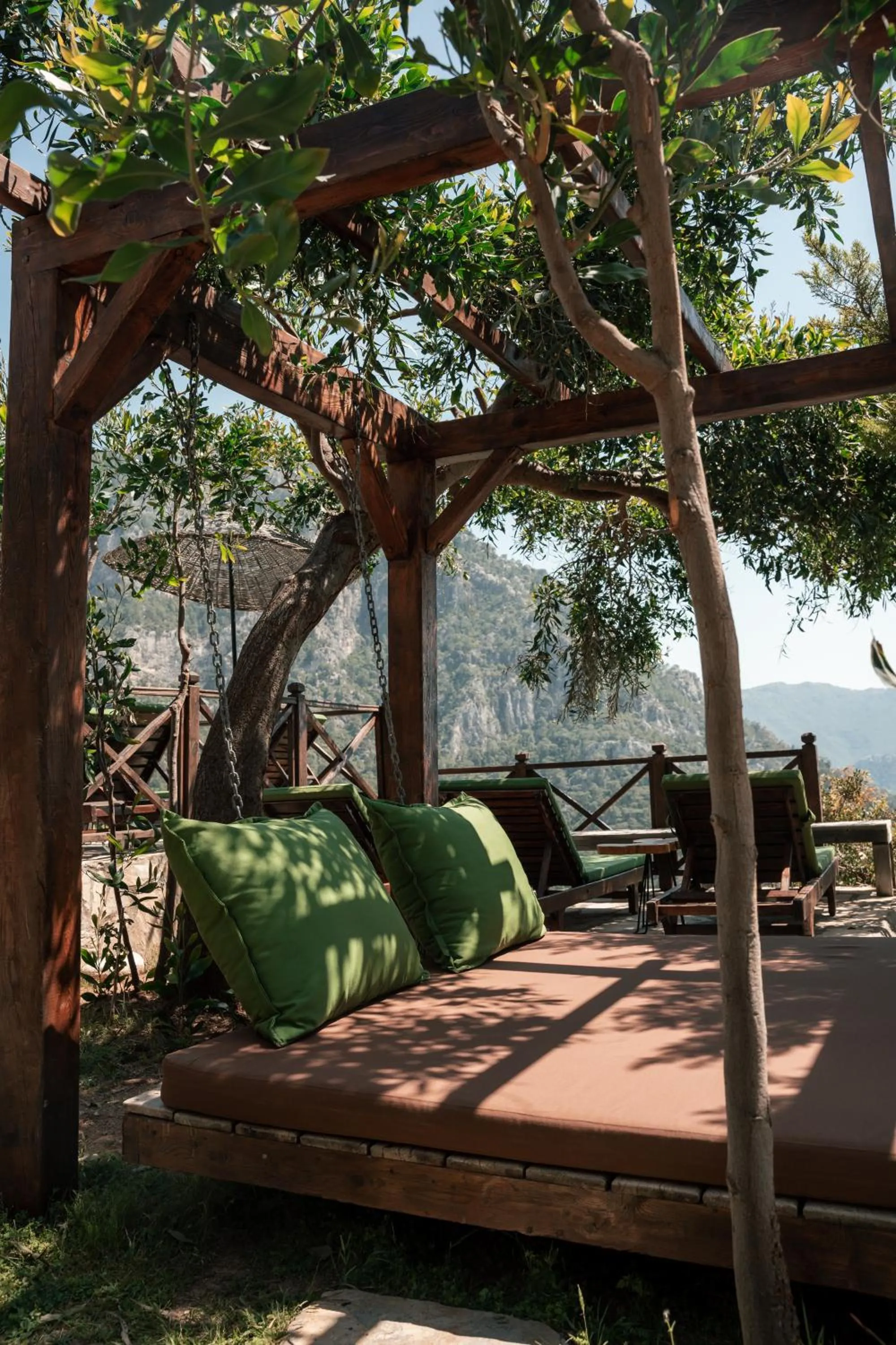 Property building in Olive Garden Kabak