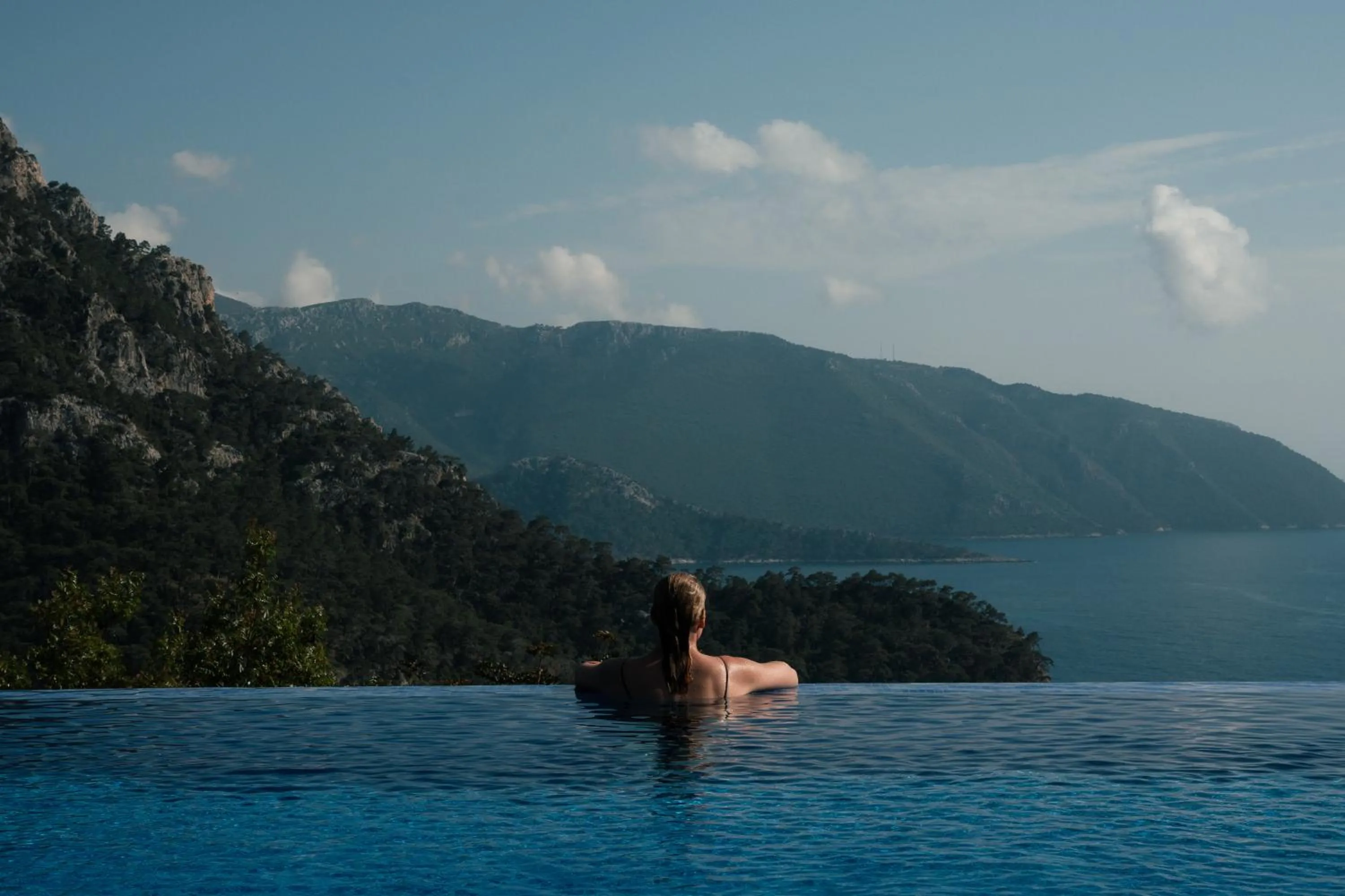 Swimming pool in Olive Garden Kabak