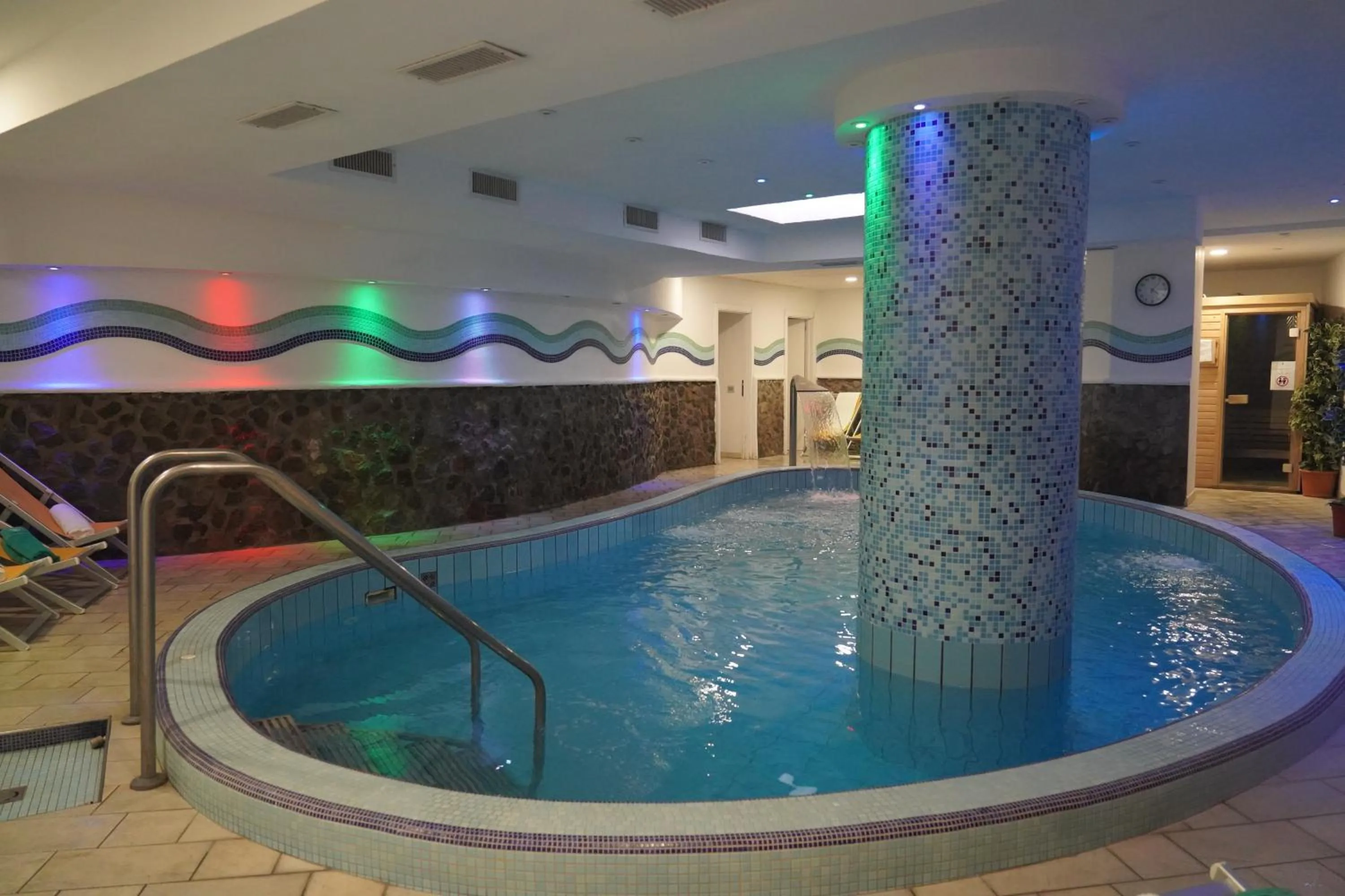 Swimming pool in Hotel Parco Delle Agavi