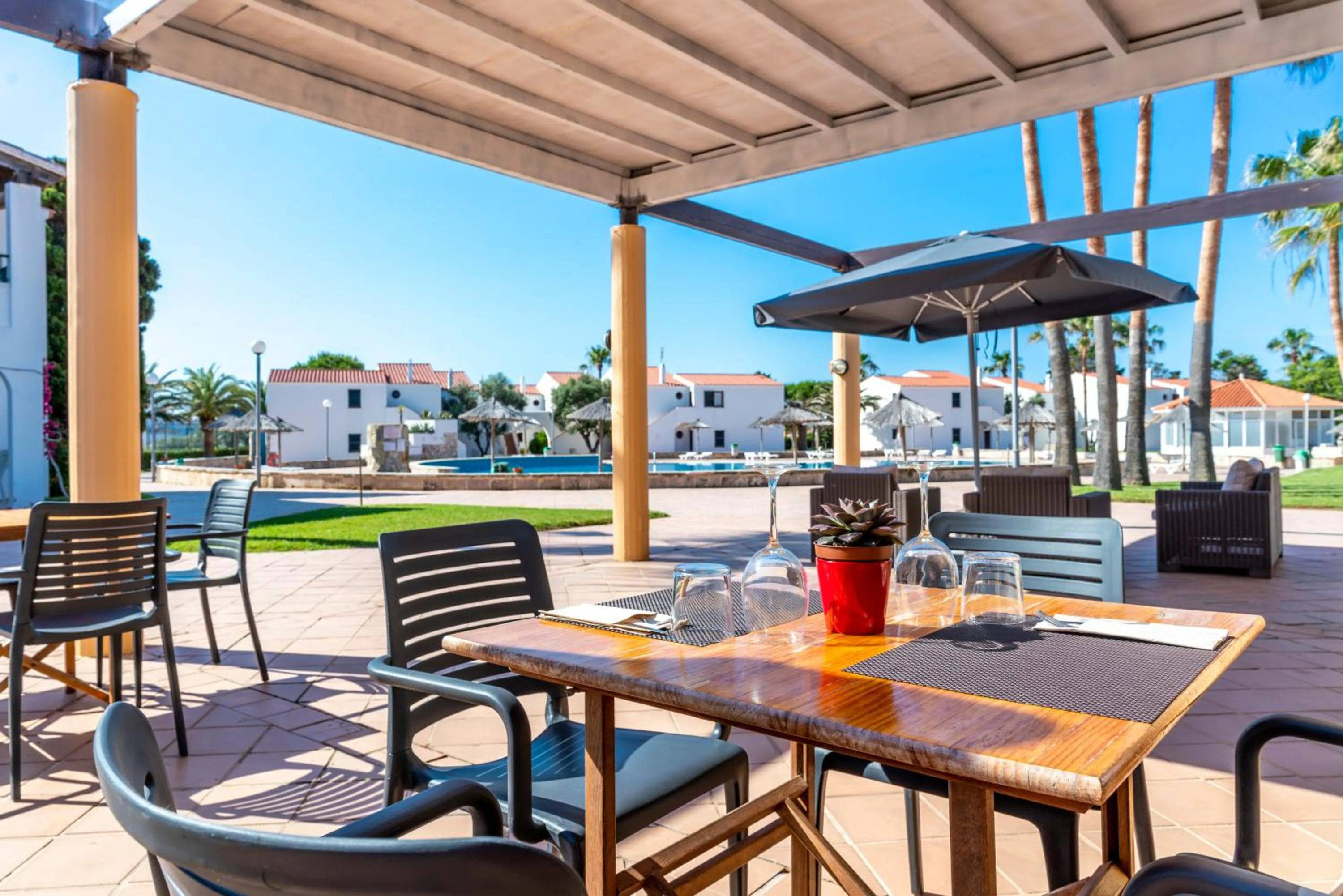 Restaurant/places to eat in Apartamentos Vistapicas