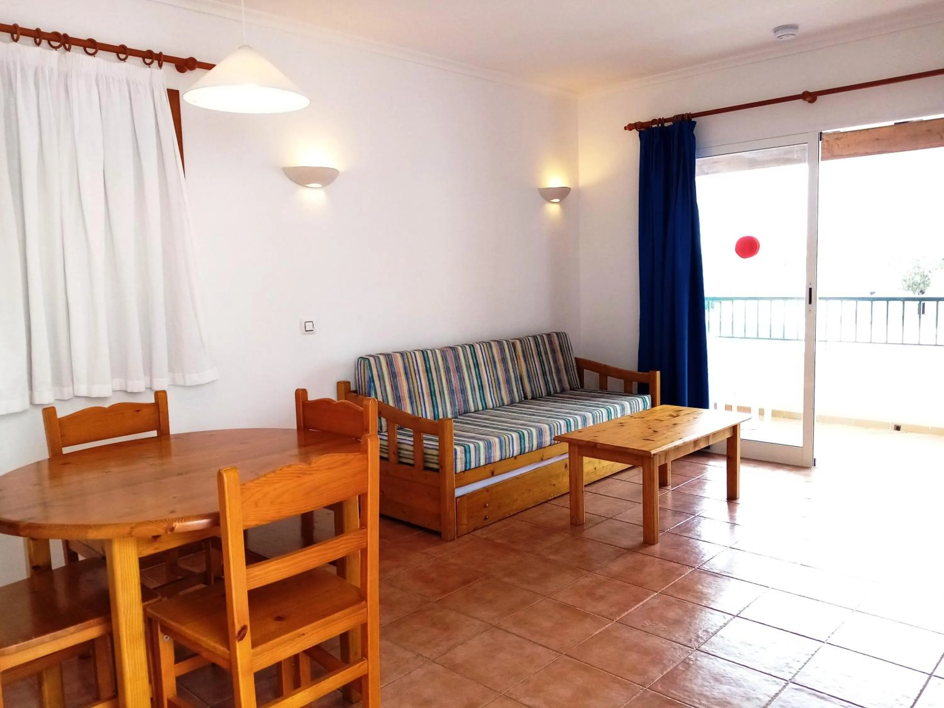 Photo of the whole room in Apartamentos Vistapicas