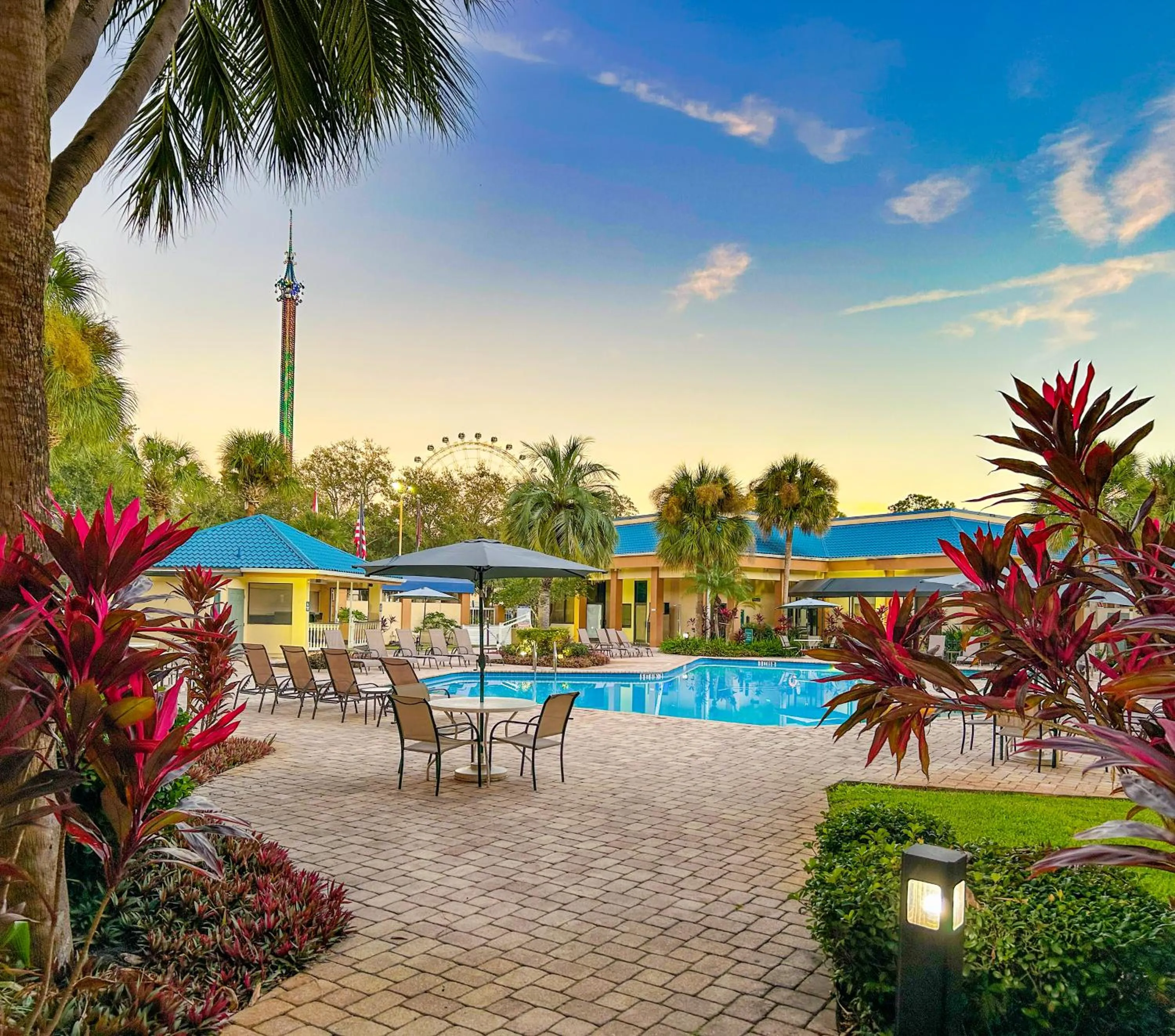 Property building in Hotel Monreale Express & Studios IDrive District