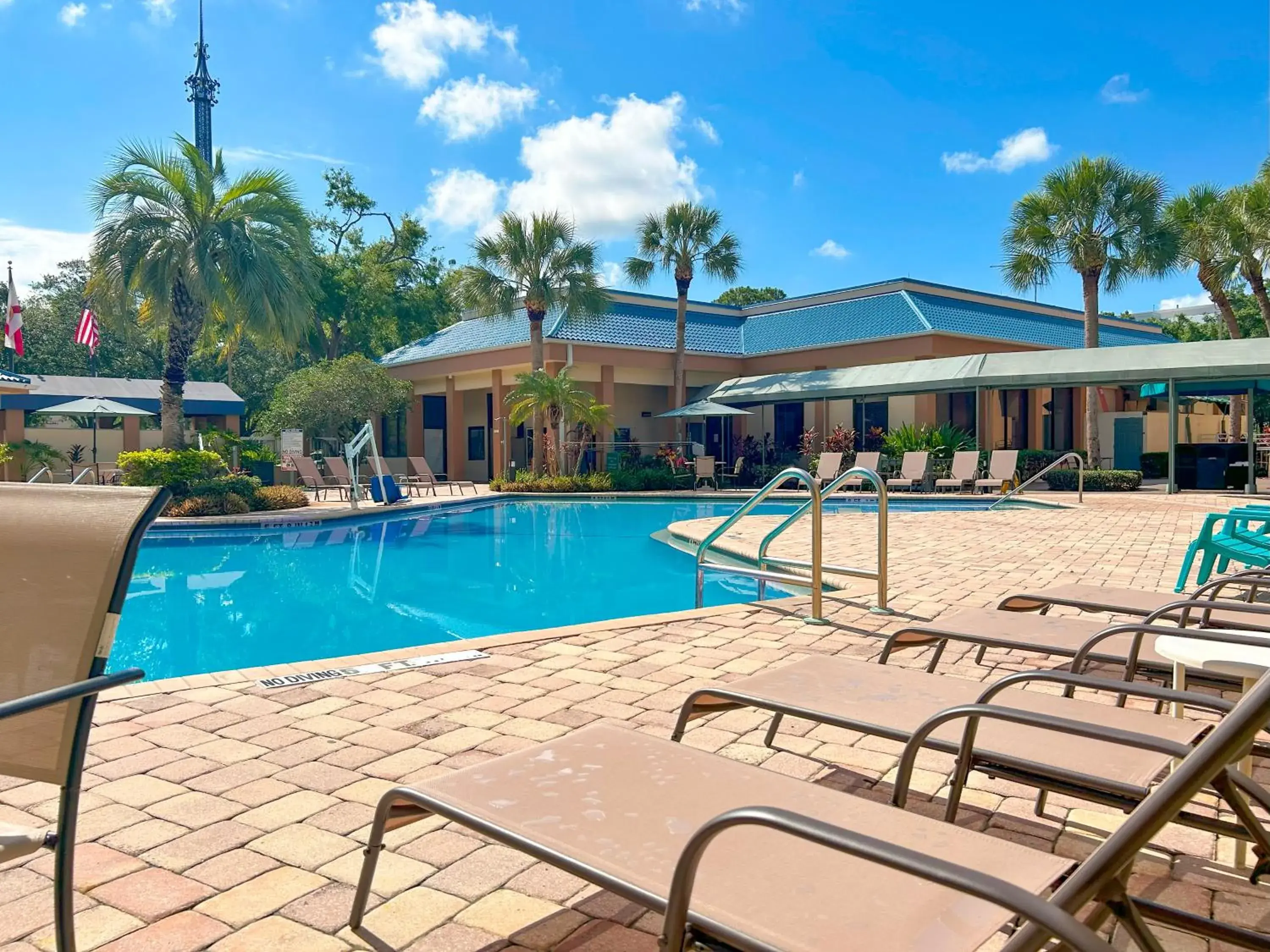 Garden in Hotel Monreale Express & Studios IDrive District Garden in Hotel Monreale Express & Studios IDrive District