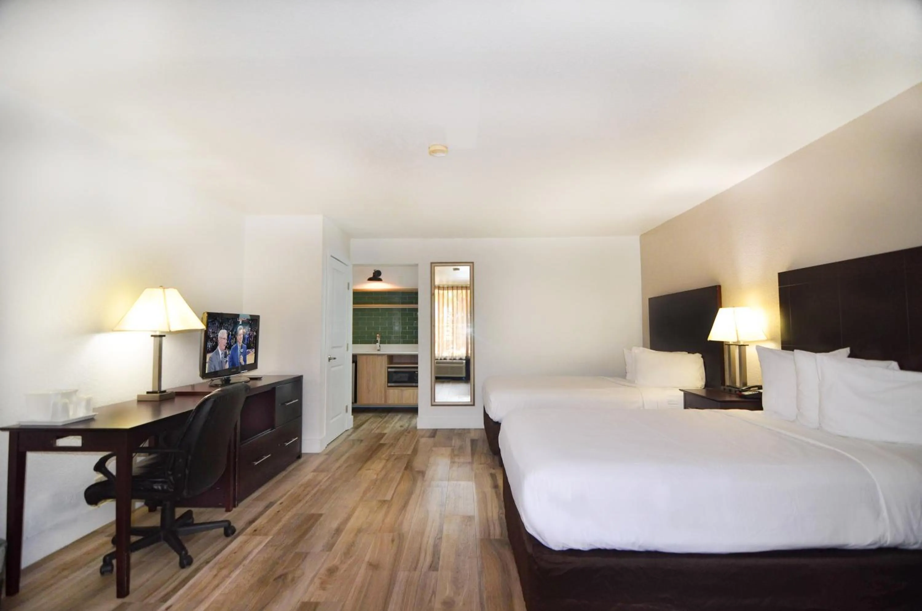 Bedroom, Bed in Hotel Monreale Express & Studios IDrive District