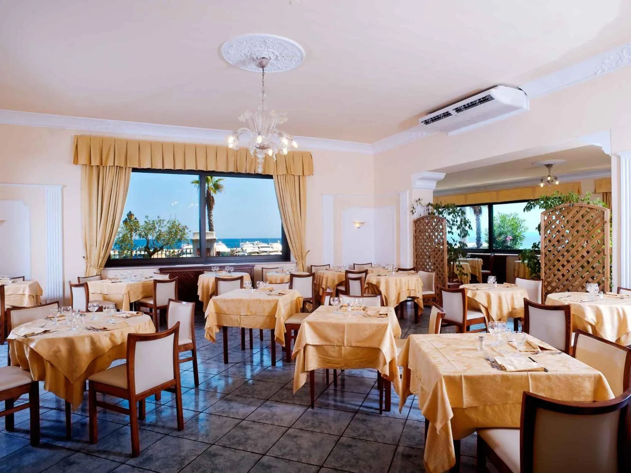 Restaurant/places to eat in Hotel Villa Svizzera Terme