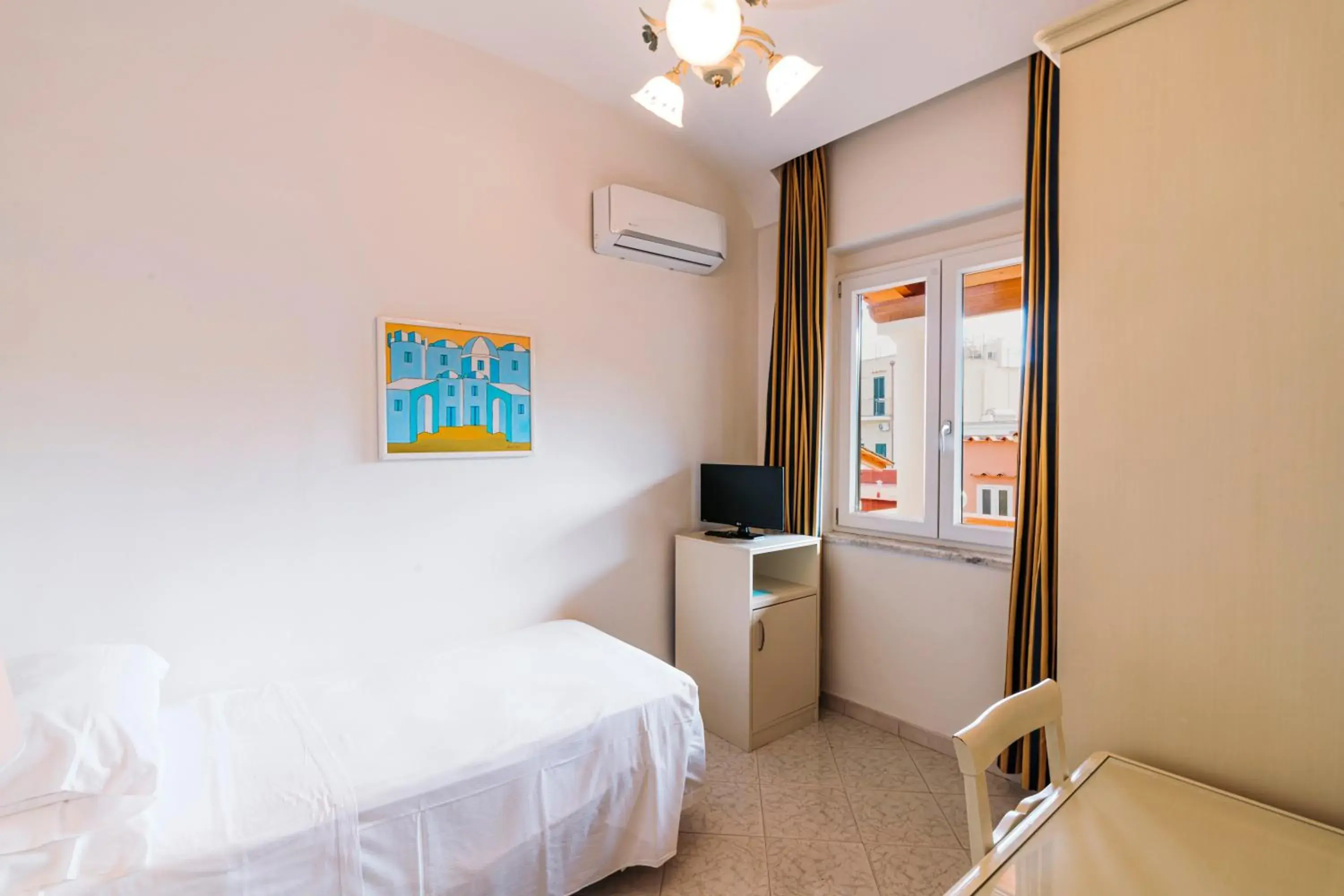 Single Room in Hotel Villa Svizzera Terme Single Room in Hotel Villa Svizzera Terme