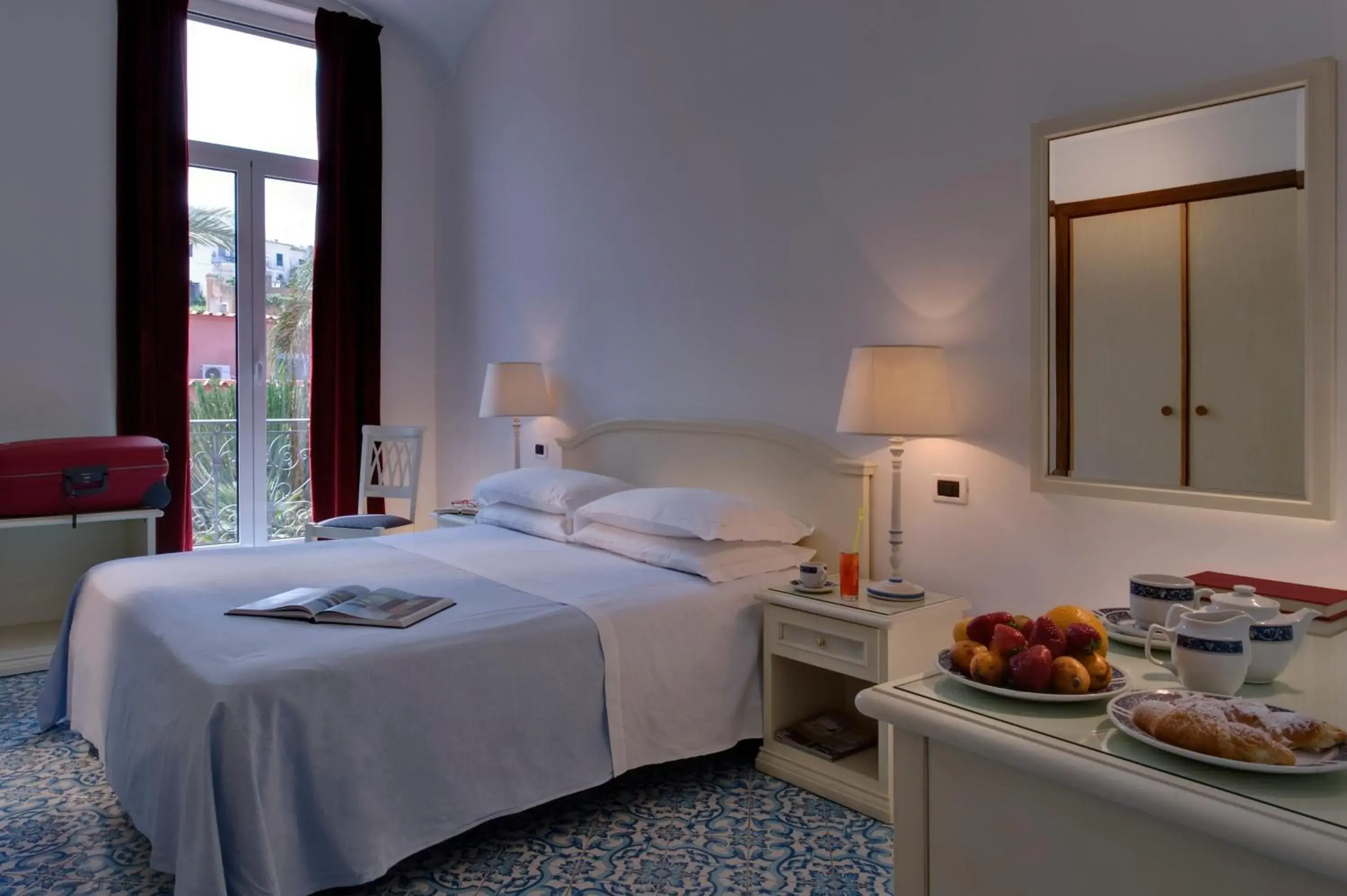 Photo of the whole room, Bed in Hotel Villa Svizzera Terme Photo of the whole room, Bed in Hotel Villa Svizzera Terme