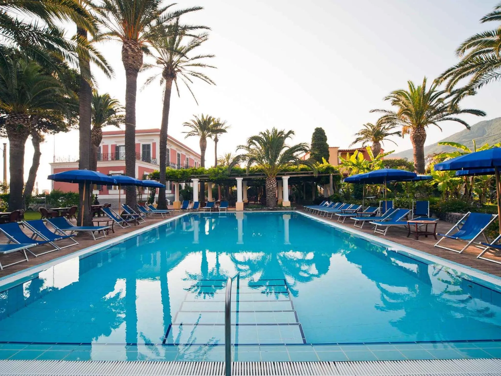 Swimming pool in Hotel Villa Svizzera Terme