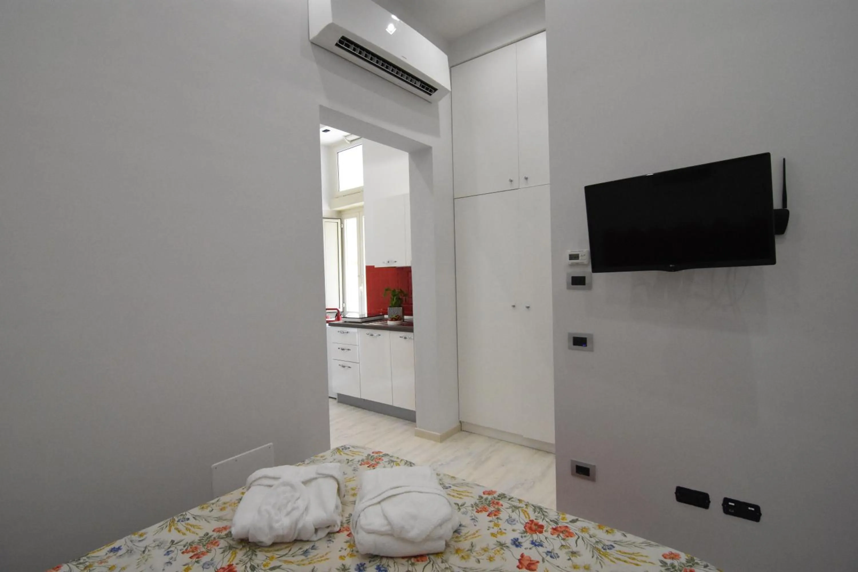 Photo of the whole room, Bed in Nanà Bed and Breakfast