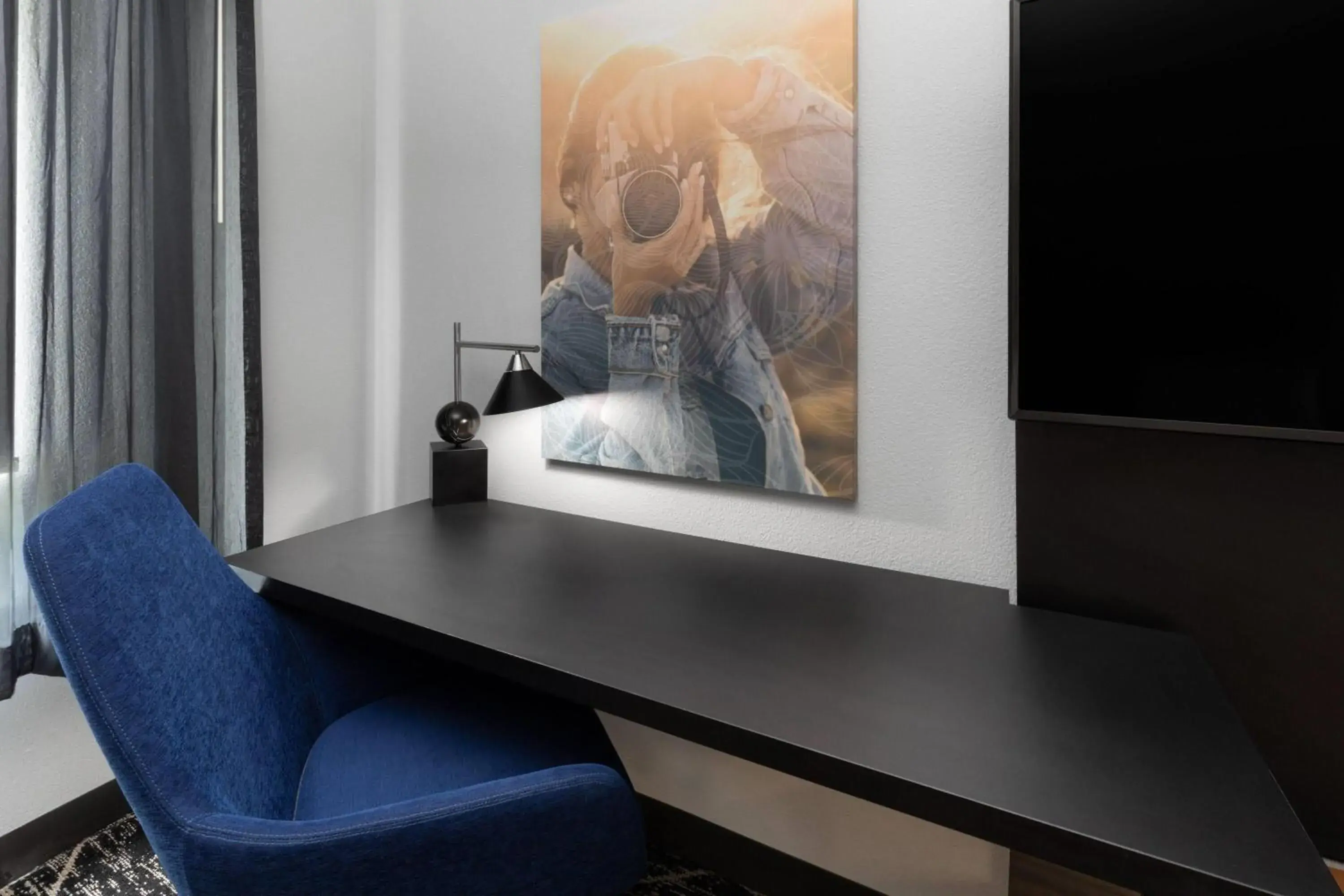 Photo of the whole room in La Quinta Inn & Suites by Wyndham Houston Bush IAH South Photo of the whole room in La Quinta Inn & Suites by Wyndham Houston Bush IAH South