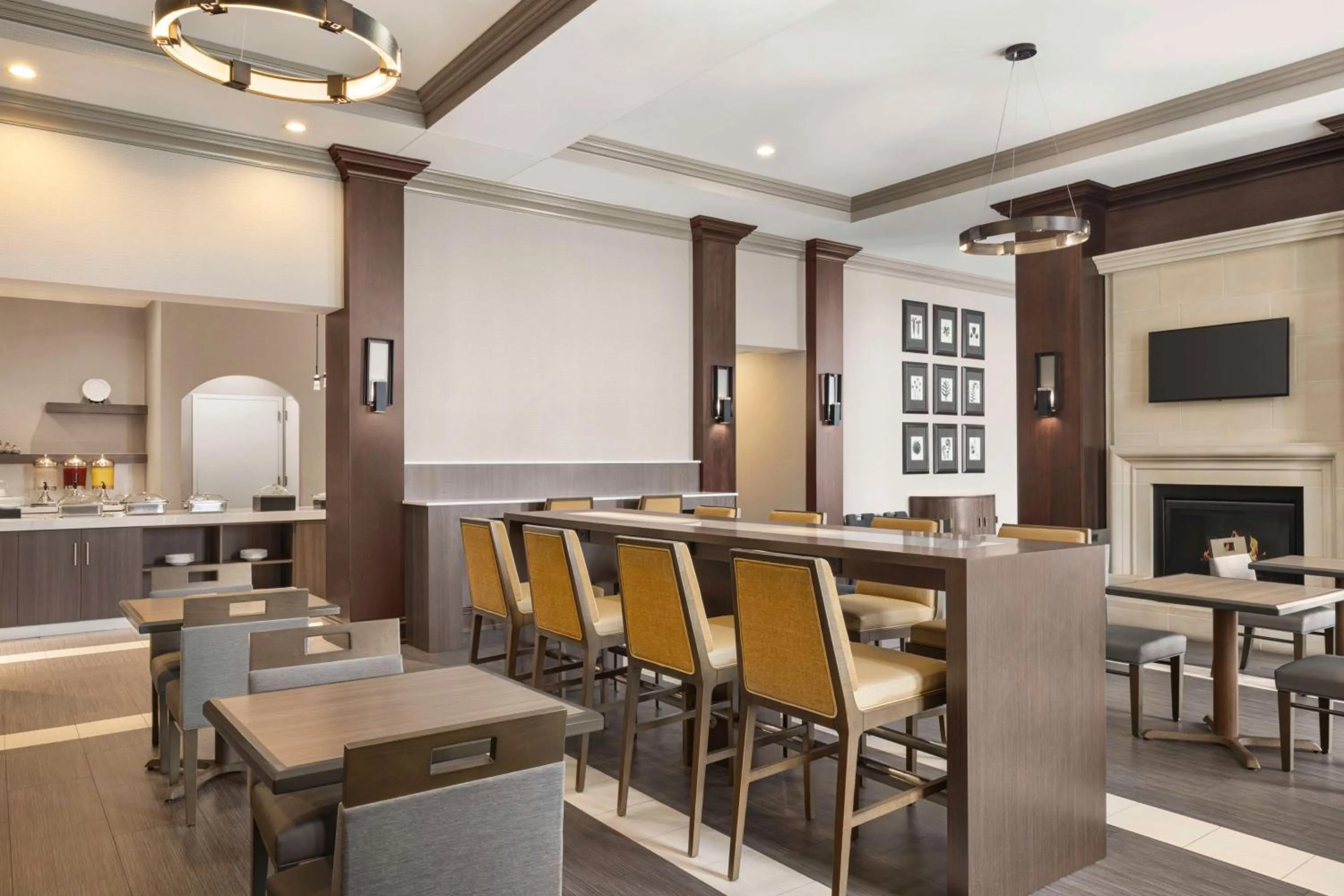 Breakfast in Homewood Suites by Hilton Philadelphia-City Avenue