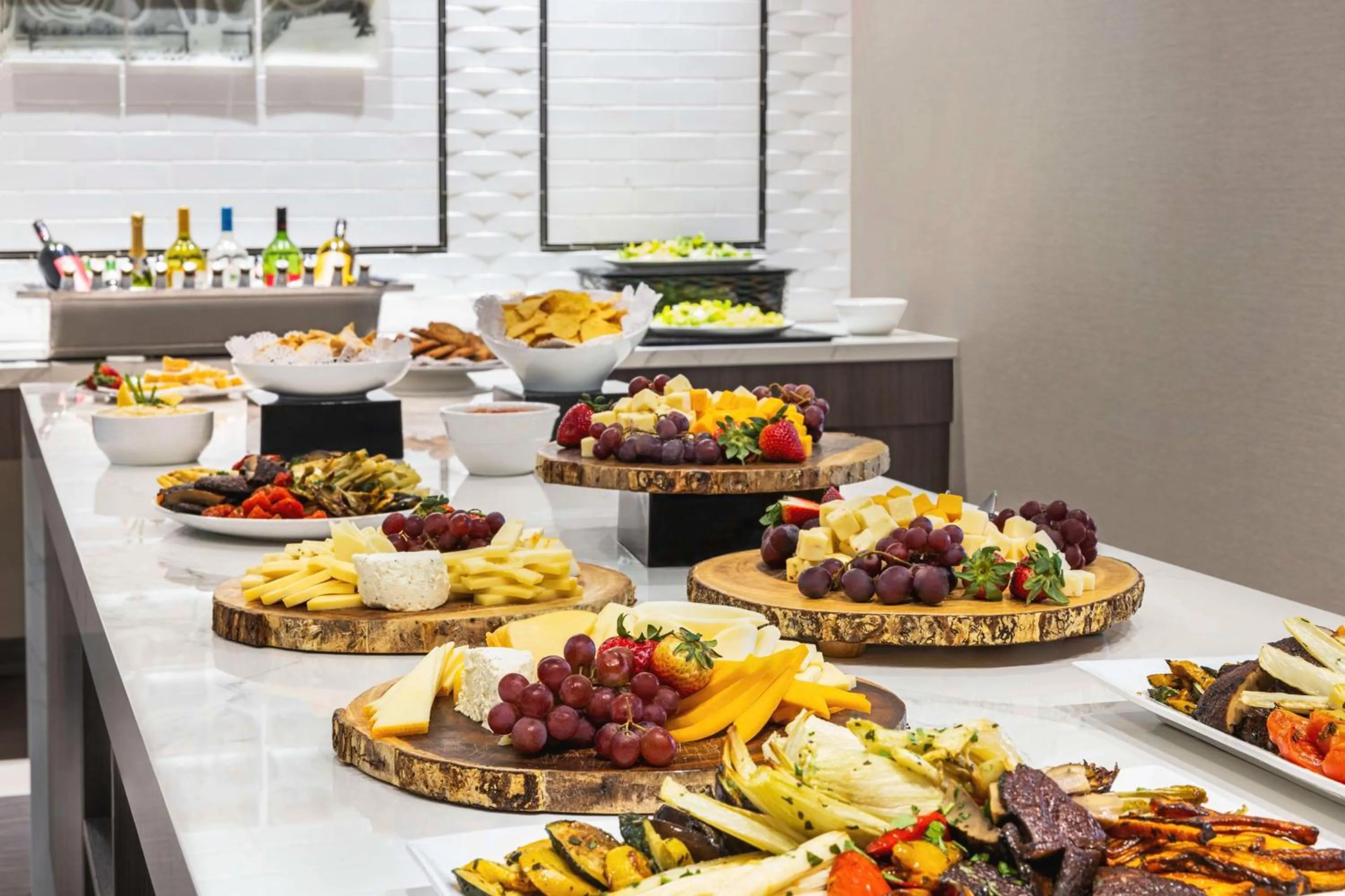Breakfast in Homewood Suites by Hilton Philadelphia-City Avenue