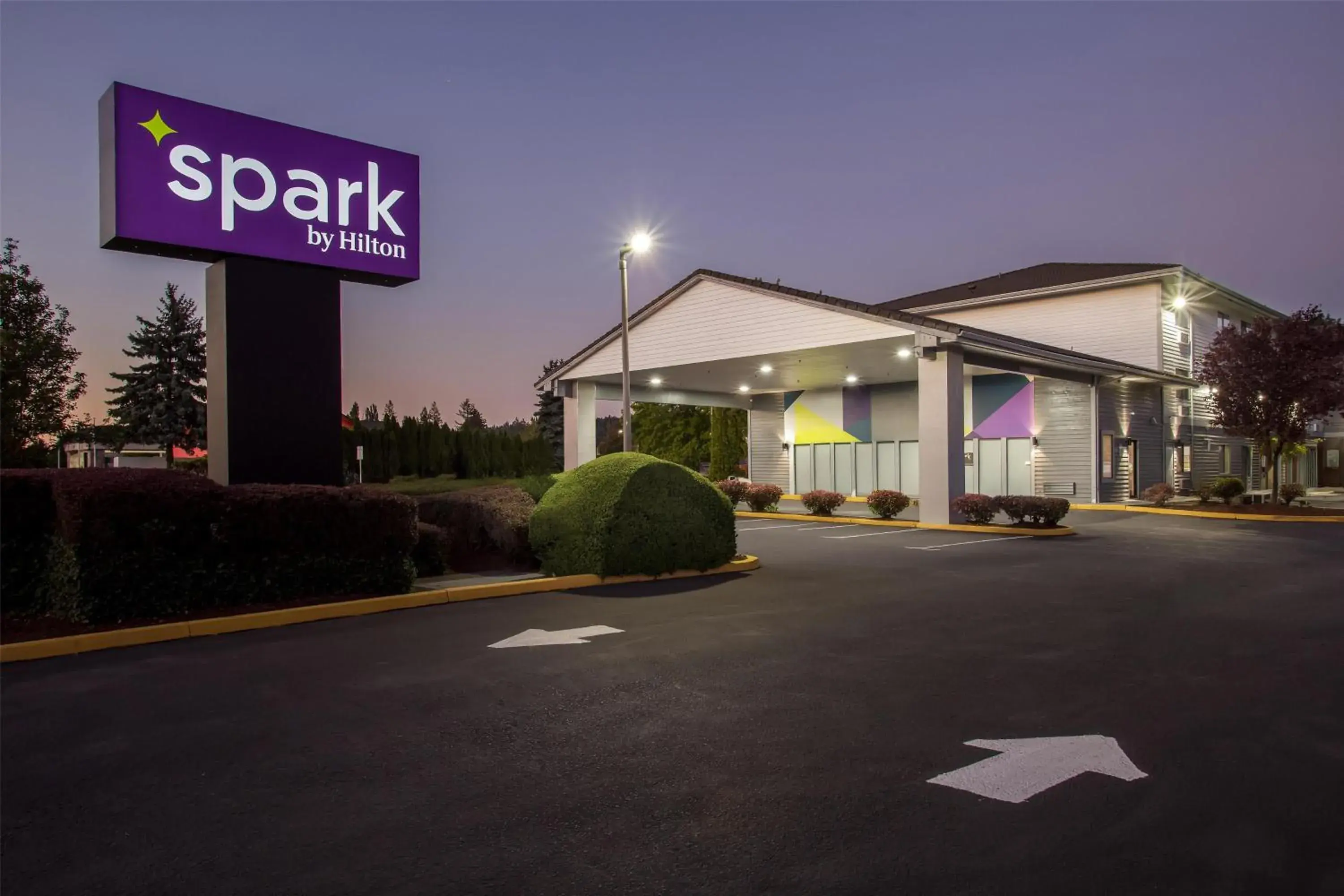 Property building in Spark by Hilton Kent Seattle Property building in Spark by Hilton Kent Seattle