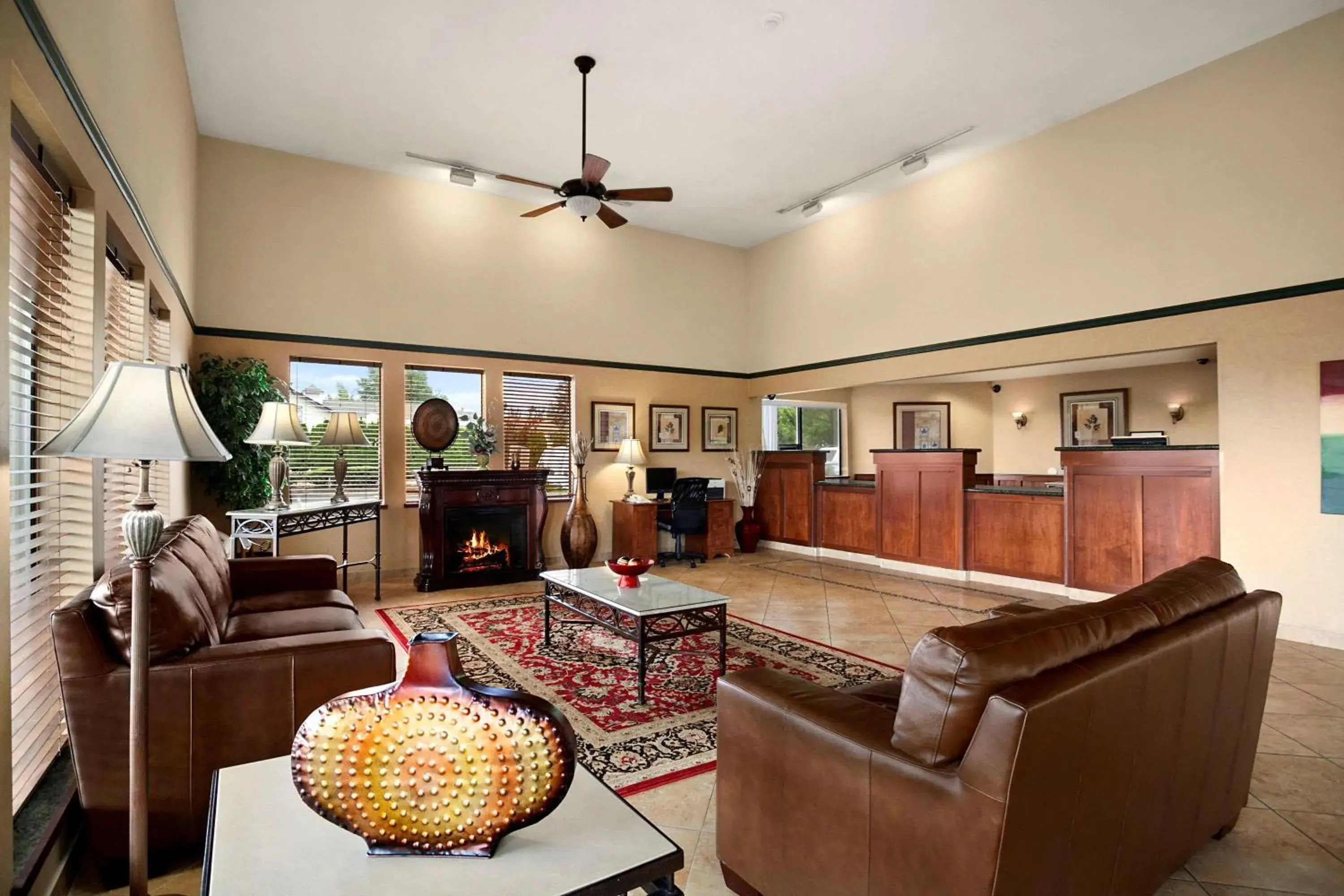 Lobby or reception in Days Inn by Wyndham Kent 84th Ave Lobby or reception in Days Inn by Wyndham Kent 84th Ave