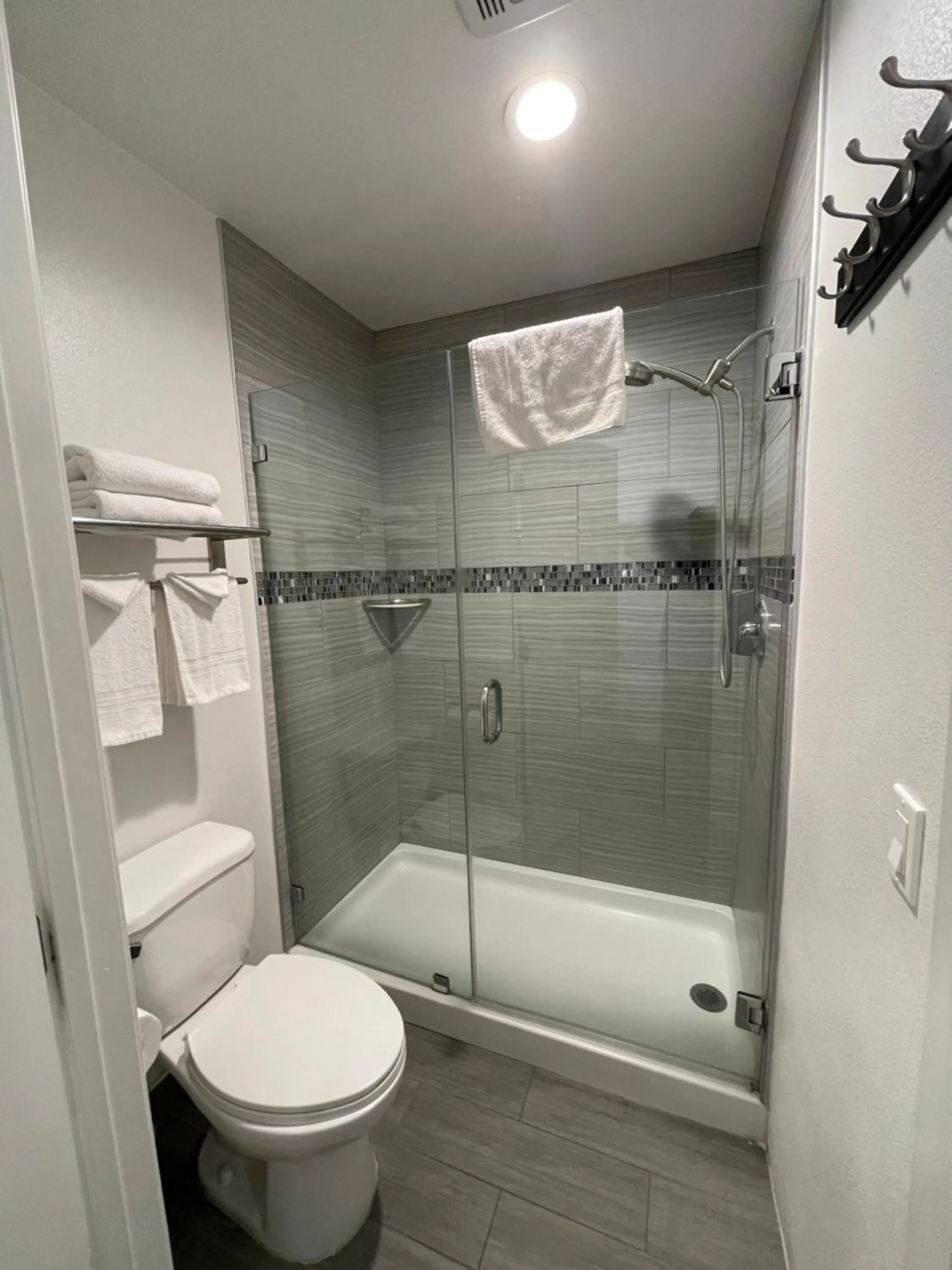 Bathroom in Claremont Lodge