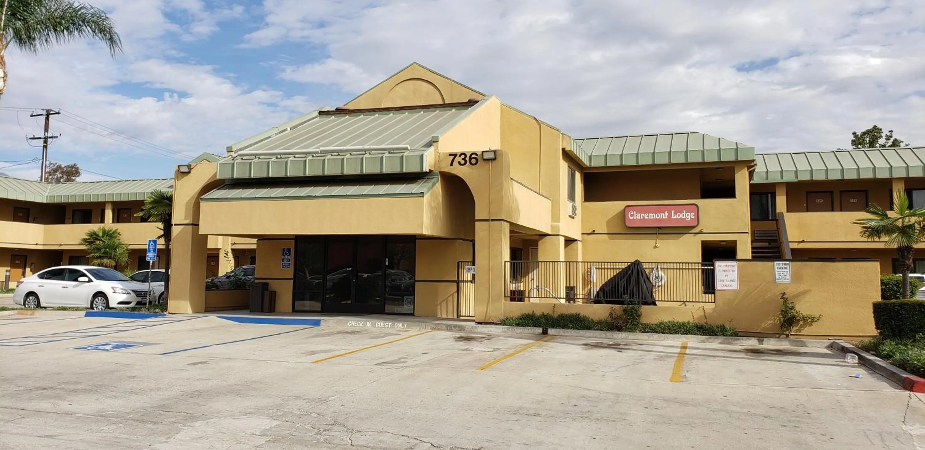 Property building in Claremont Lodge