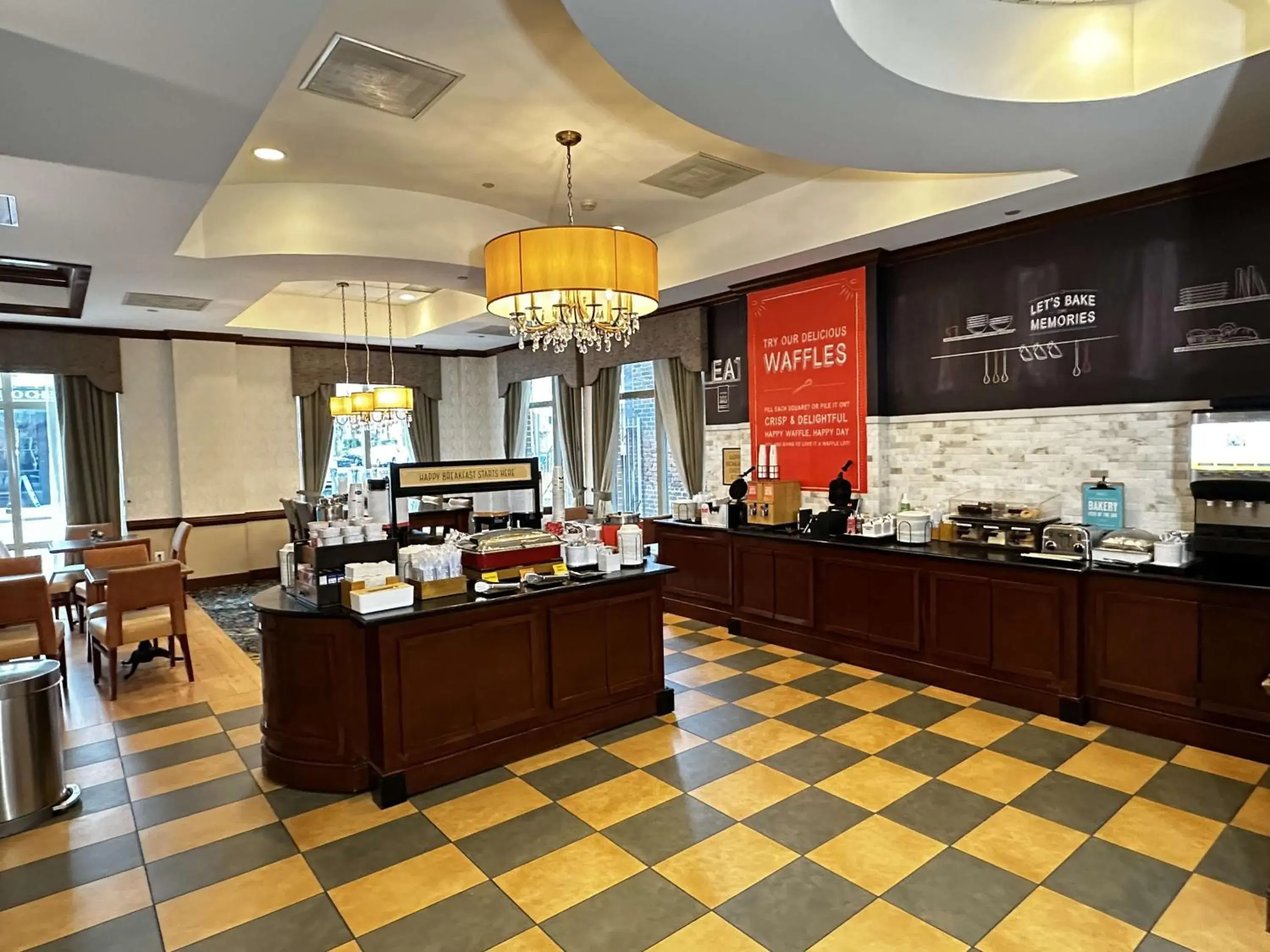 Breakfast in Hampton Inn Alexandria/Old Town Breakfast in Hampton Inn Alexandria/Old Town