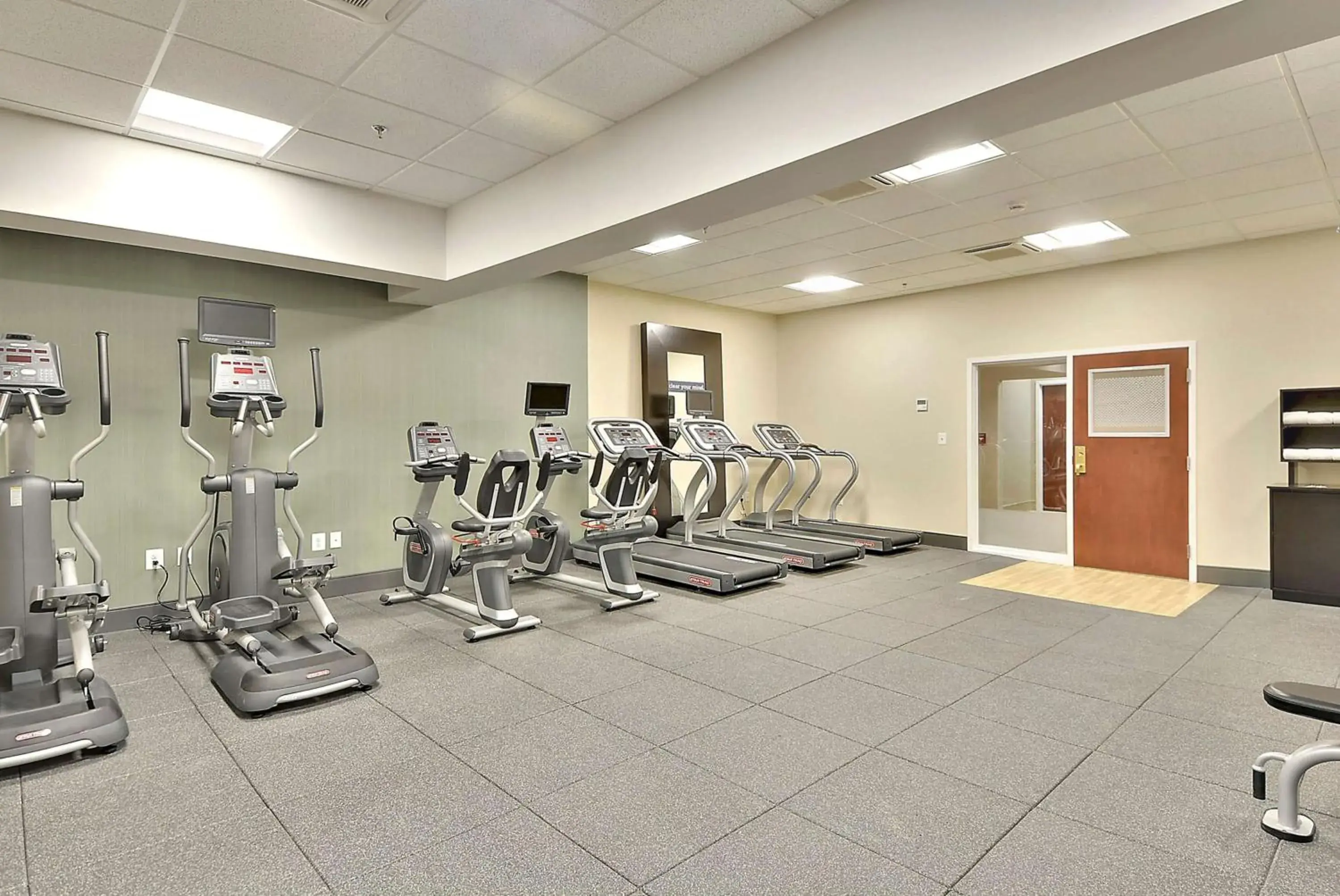 Fitness centre/facilities in Hampton Inn Alexandria/Old Town Fitness centre/facilities in Hampton Inn Alexandria/Old Town