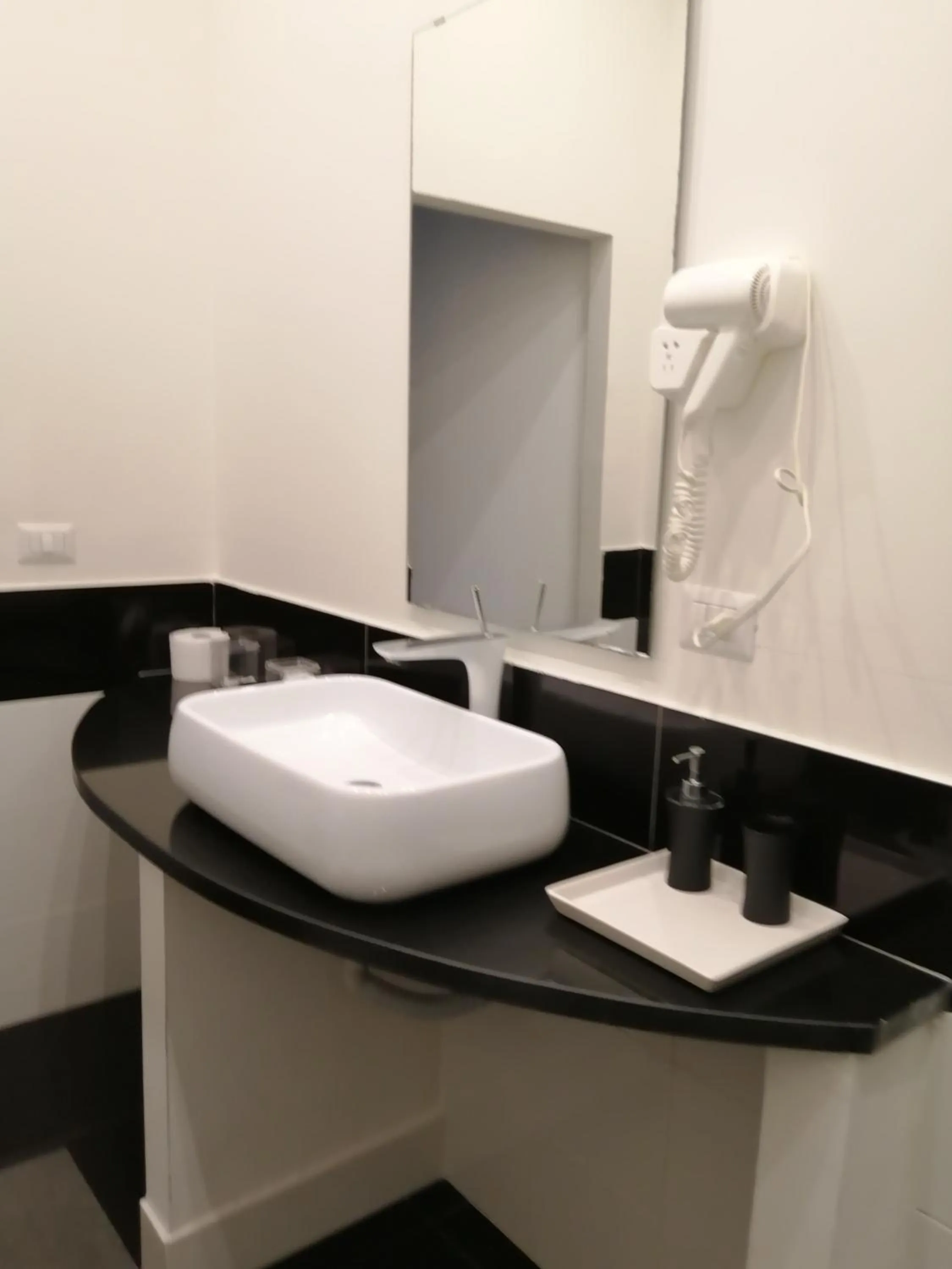 Bathroom in I DIOSCURI