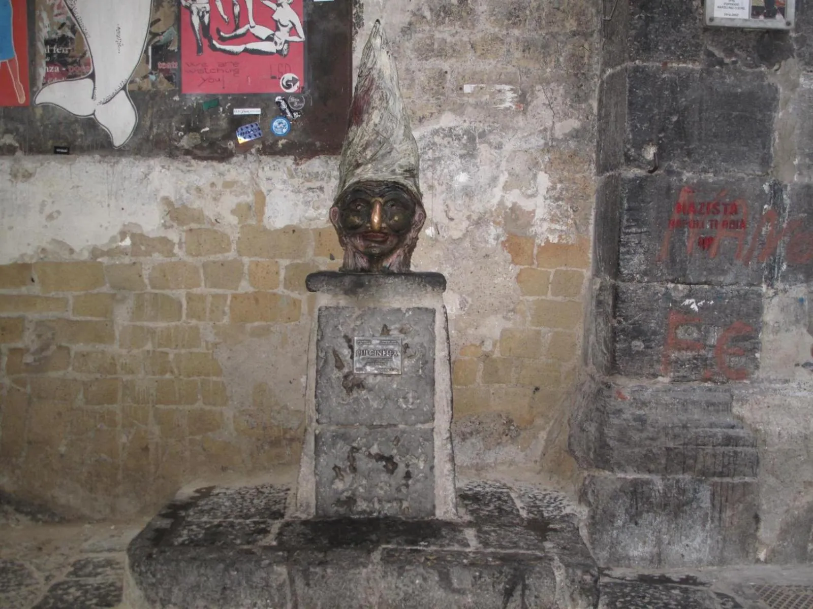 Neighbourhood in I DIOSCURI