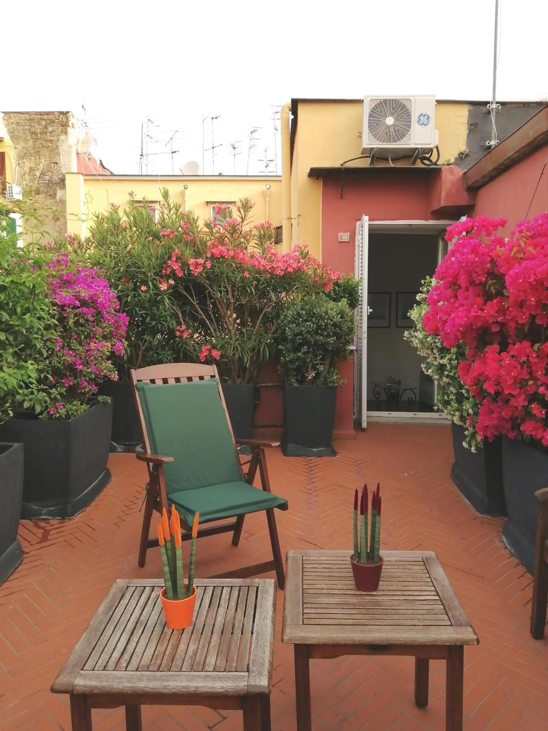 Balcony/Terrace in I DIOSCURI