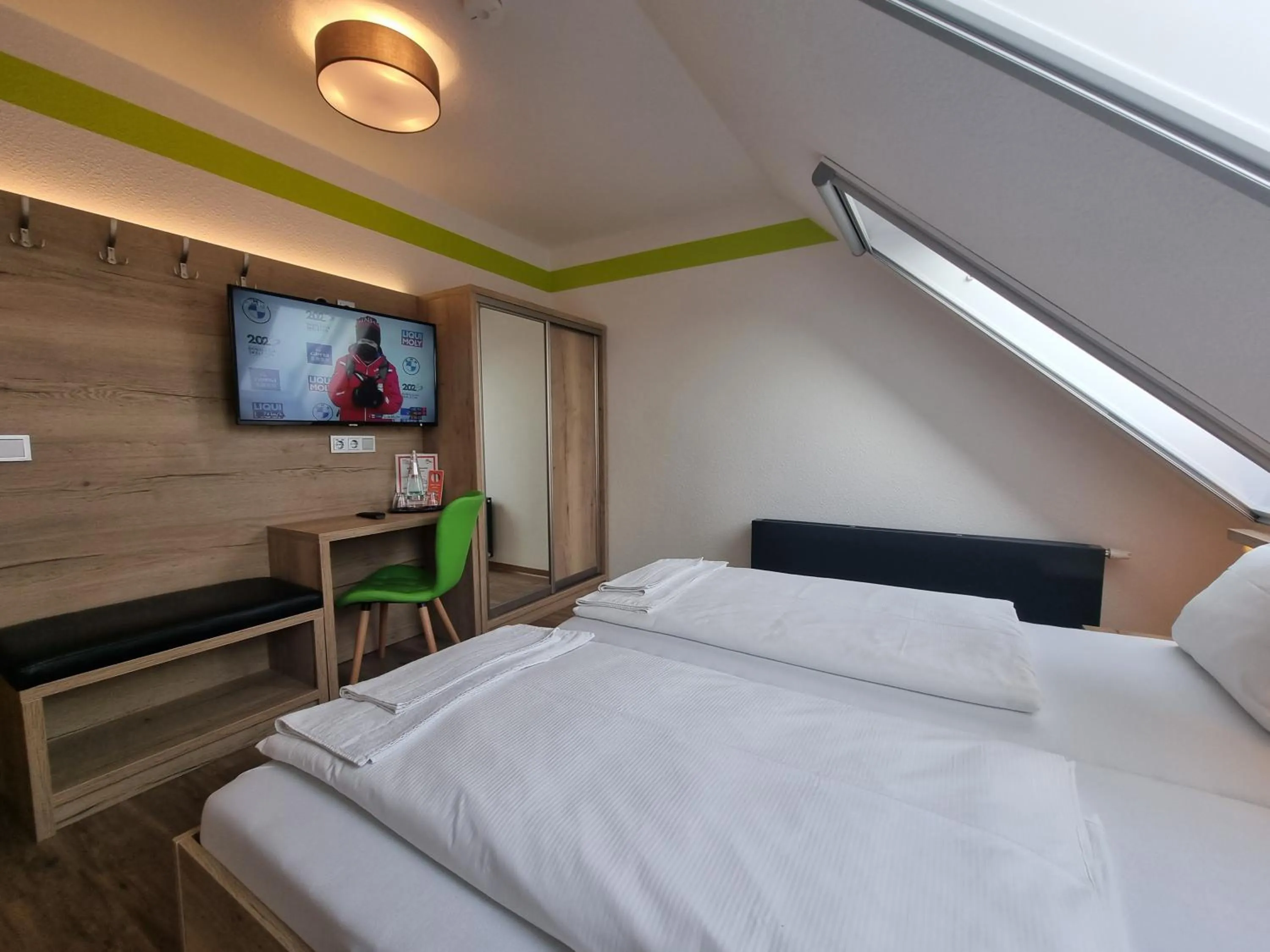 Bed in Bergschänke & Berghotel