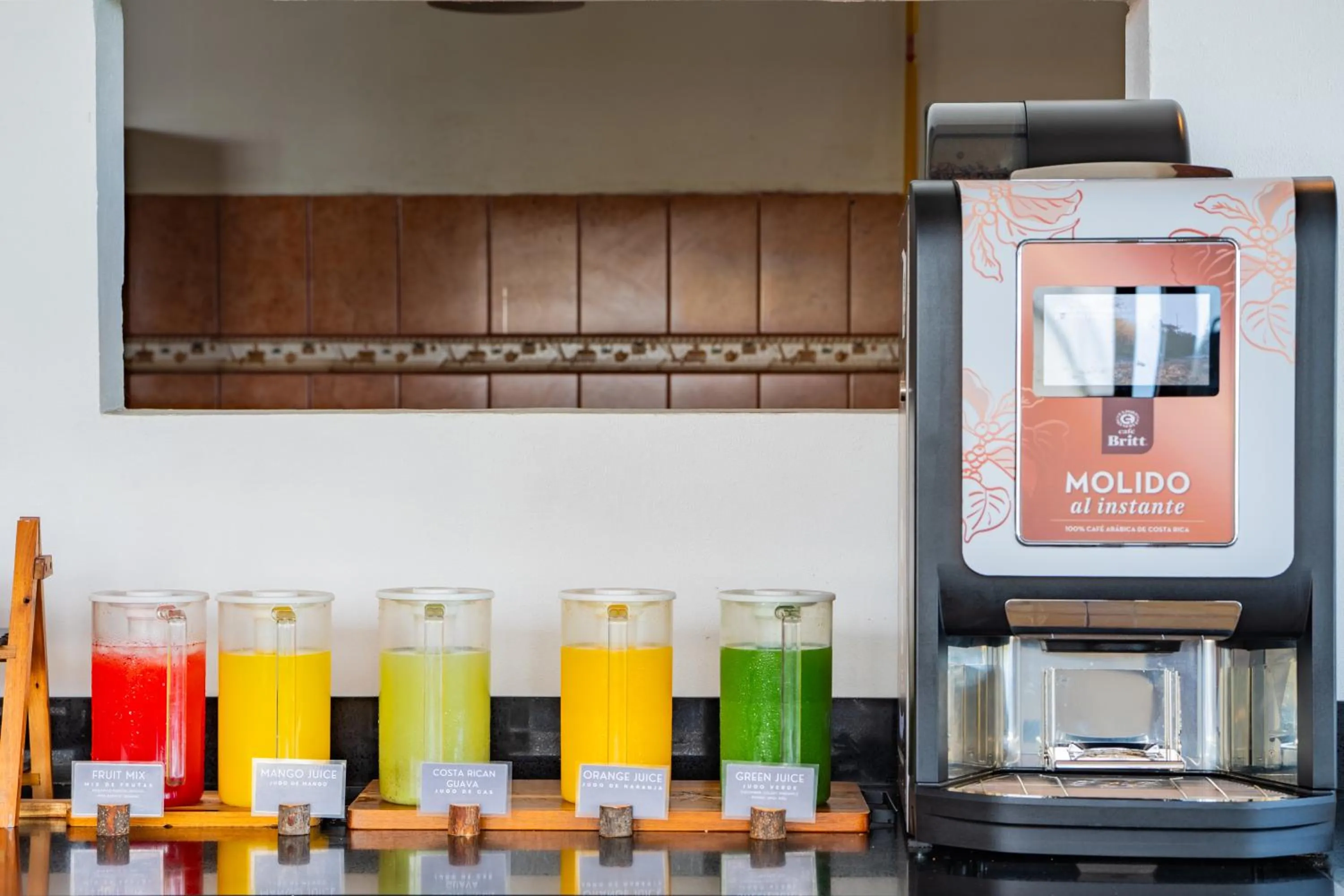 Coffee/tea facilities in Camino Verde B&B Monteverde Costa Rica