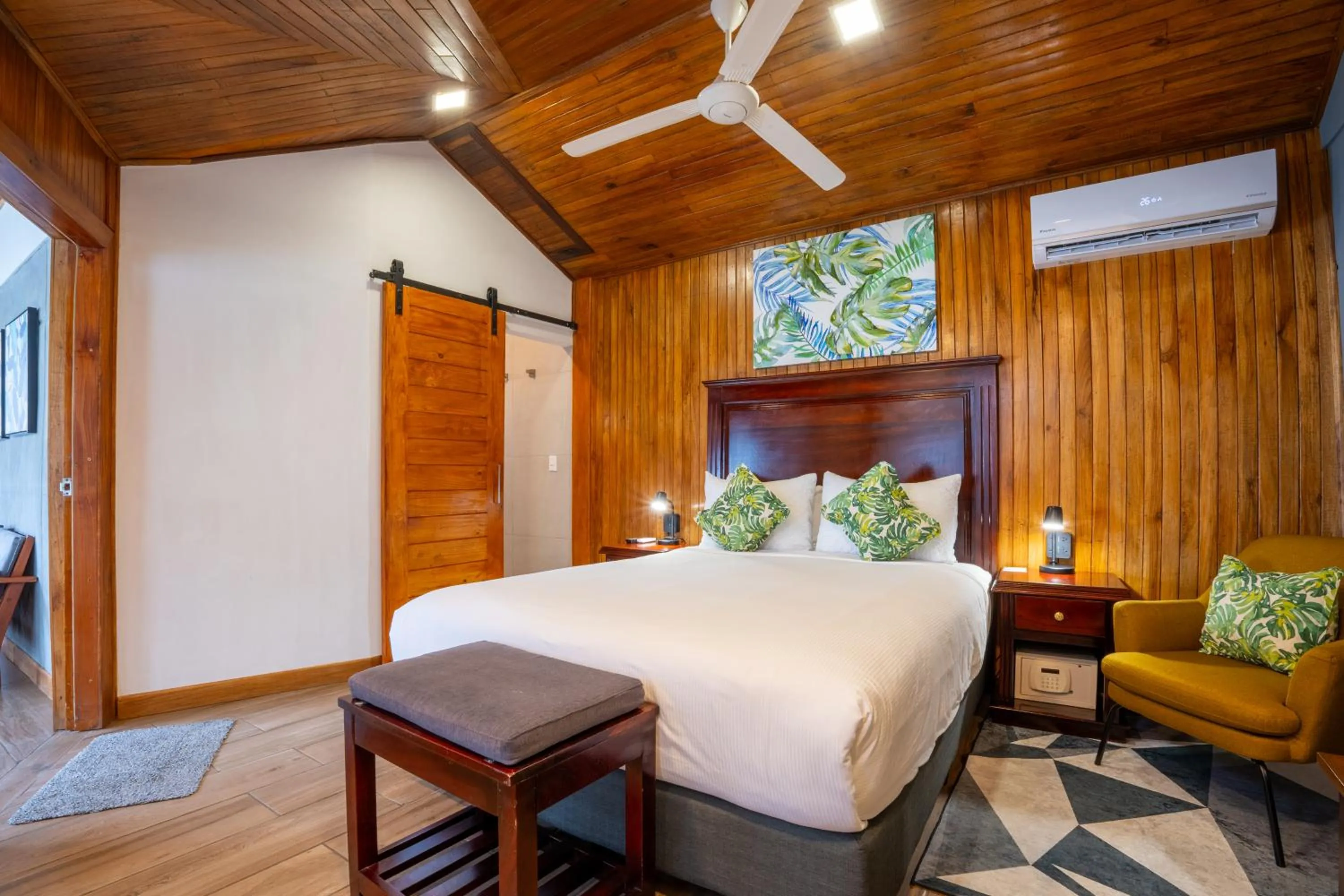 Bed in Camino Verde B&B Monteverde Costa Rica