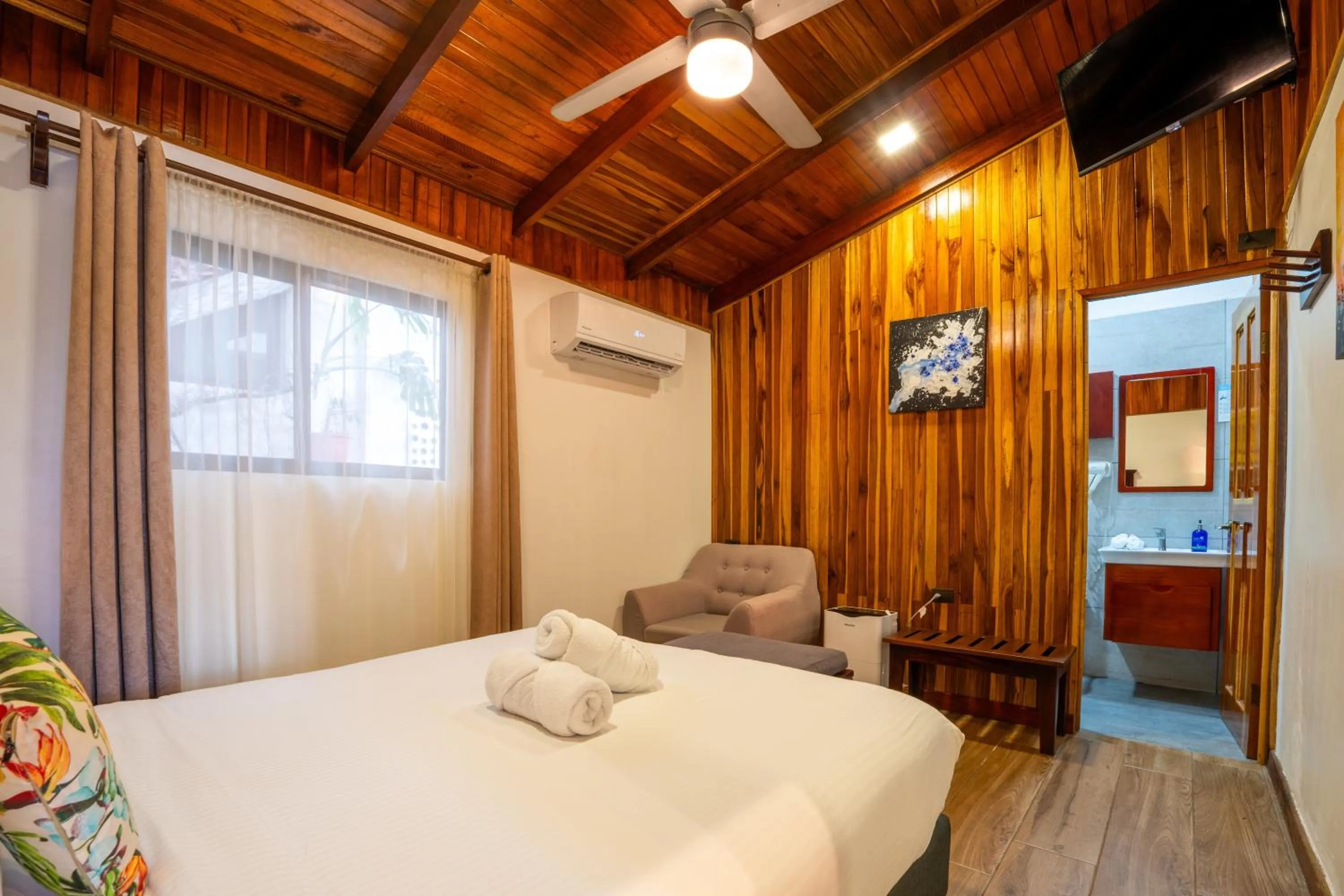 Bed in Camino Verde B&B Monteverde Costa Rica