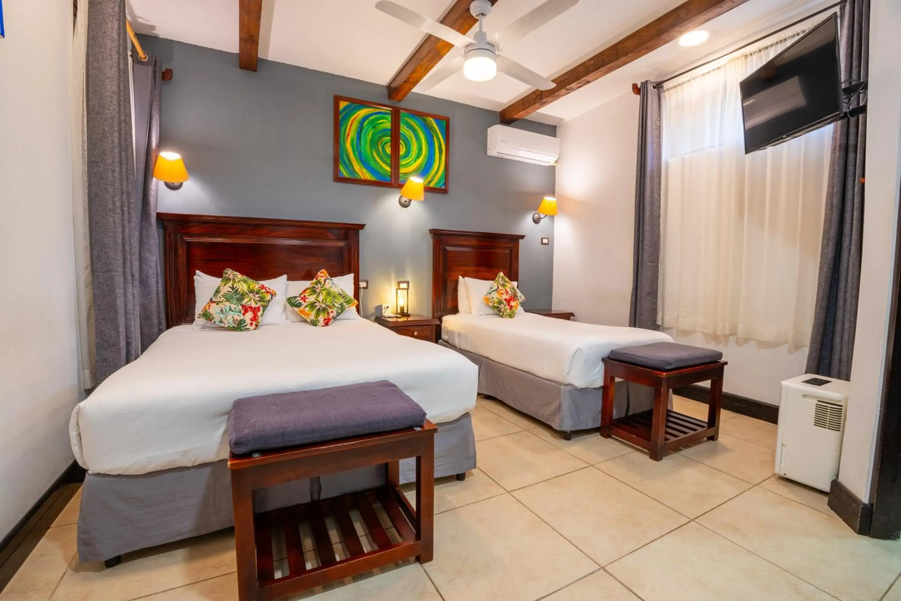 Triple Standard Superior in Camino Verde B&B Monteverde Costa Rica Triple Standard Superior in Camino Verde B&B Monteverde Costa Rica