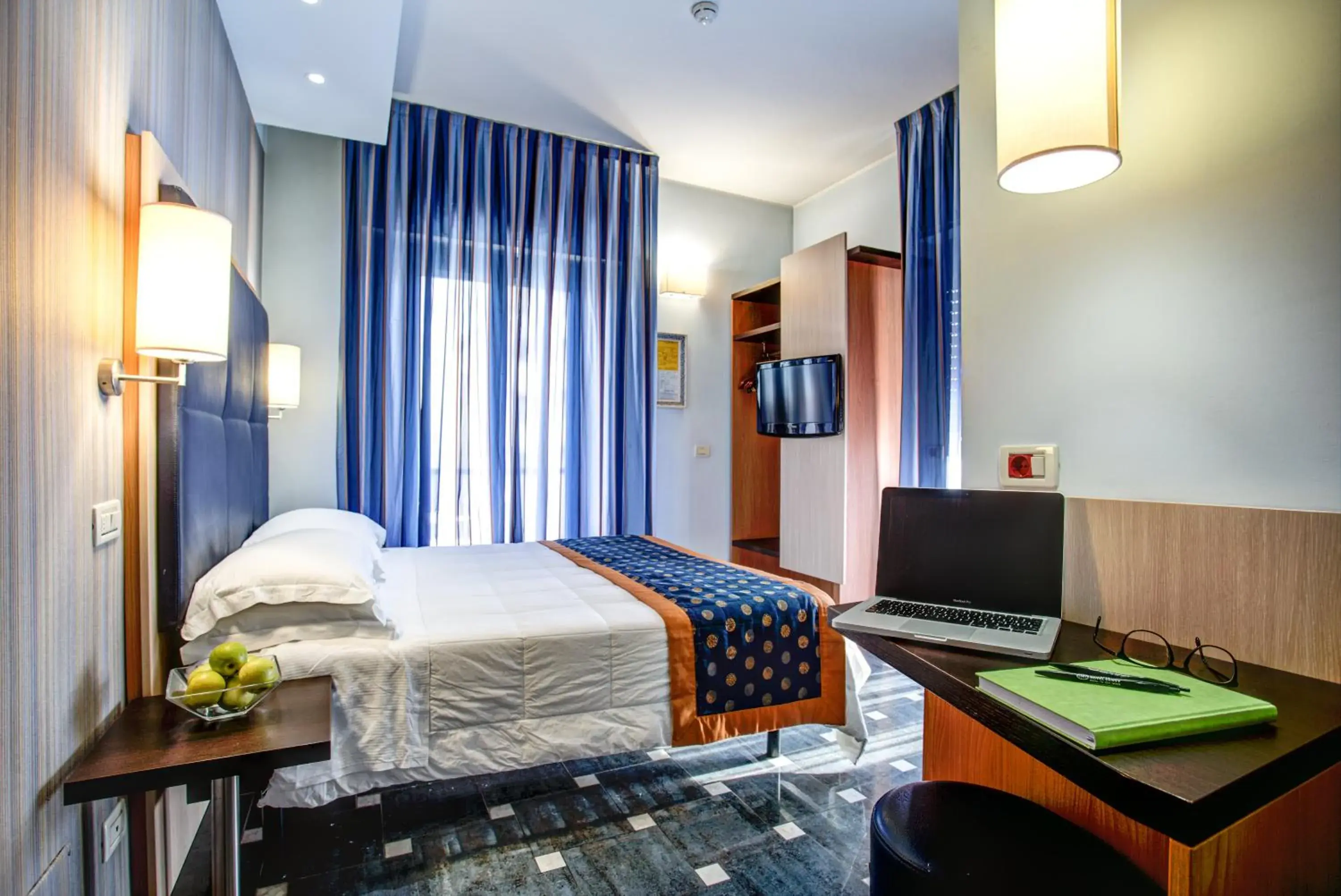 Day, Bed in Hotel Genty Day, Bed in Hotel Genty