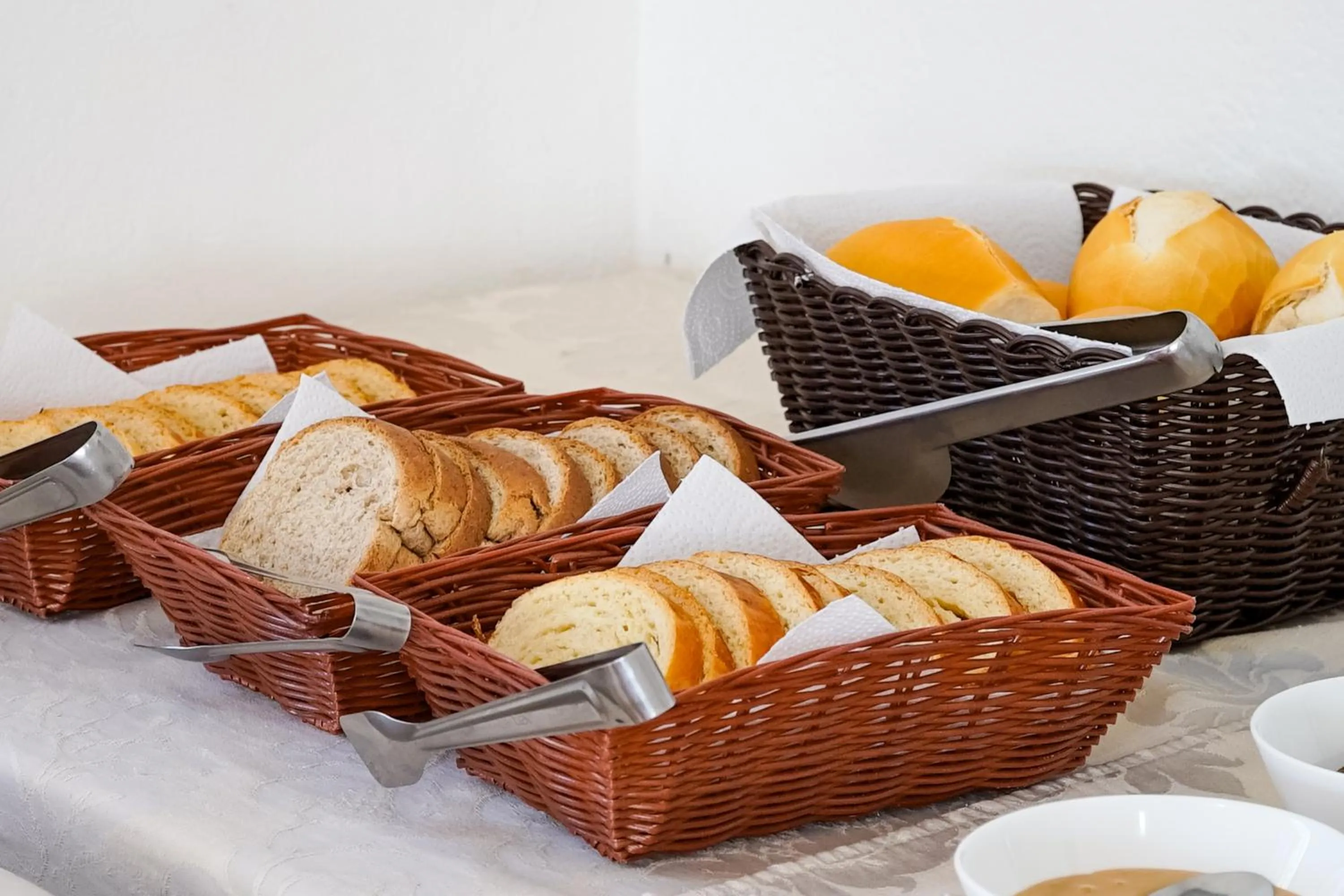 Food in VELINN Pousada Torre Branca