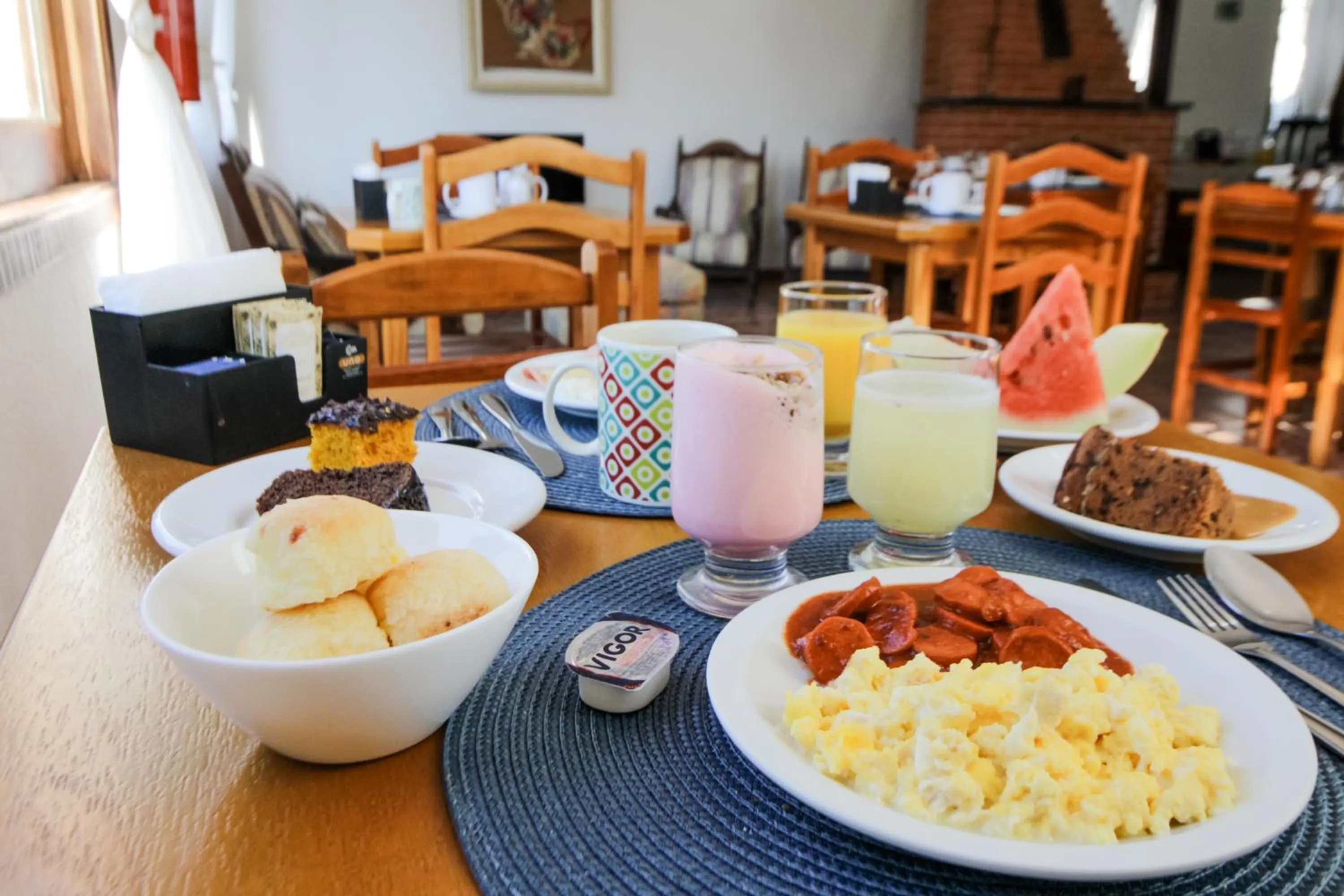 Food in VELINN Pousada Torre Branca