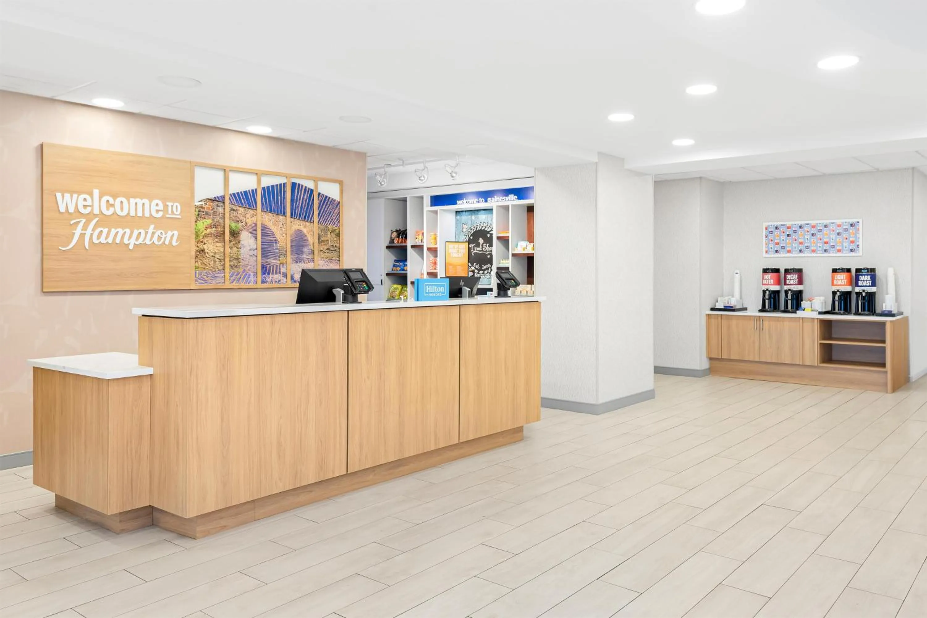 Lobby or reception in Hampton Inn Gainesville-Haymarket