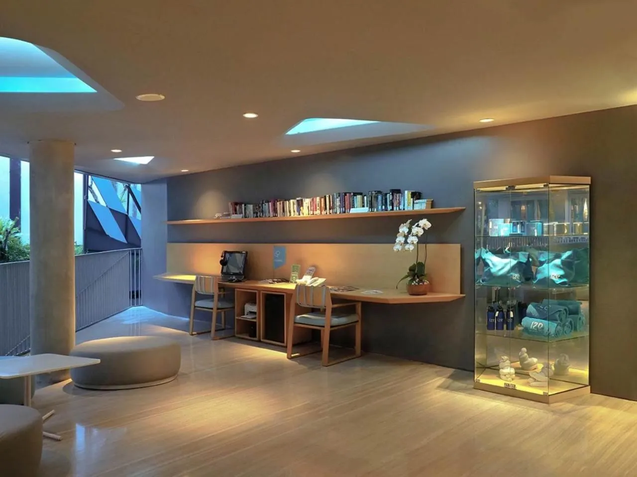 Library in IZE Seminyak by LifestyleRetreats