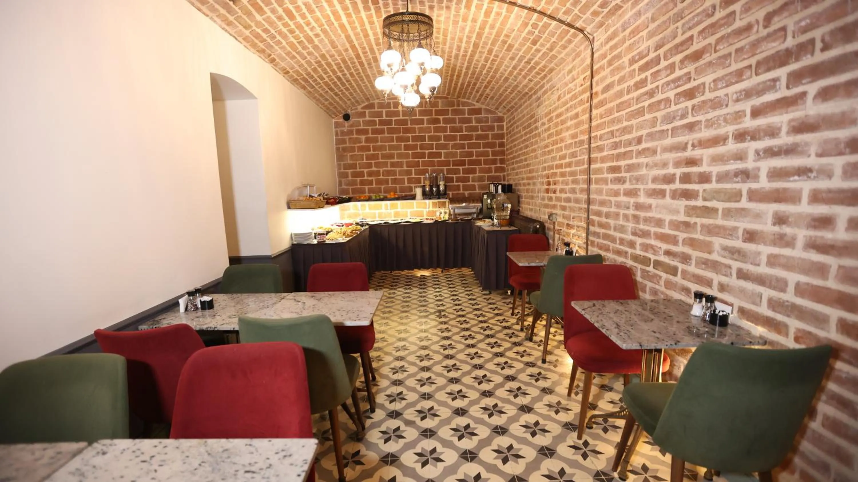 Banquet/Function facilities in Royal Tophane