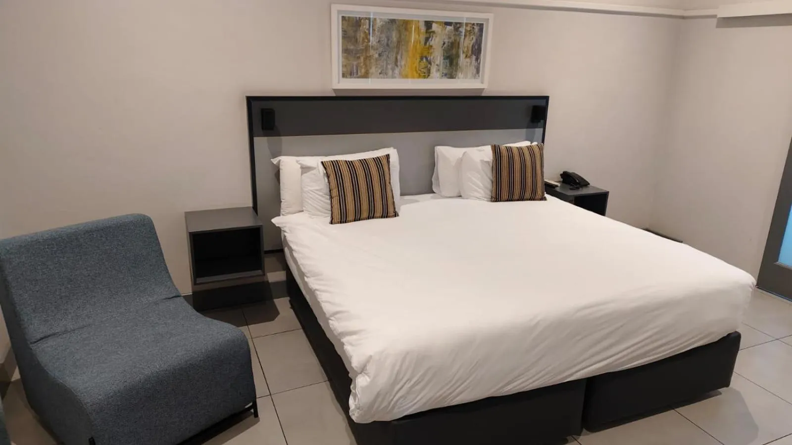 Bed in THE Pretoria Hotel