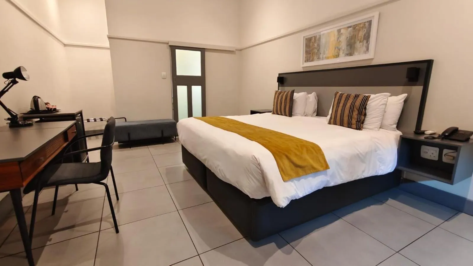 Bed in THE Pretoria Hotel