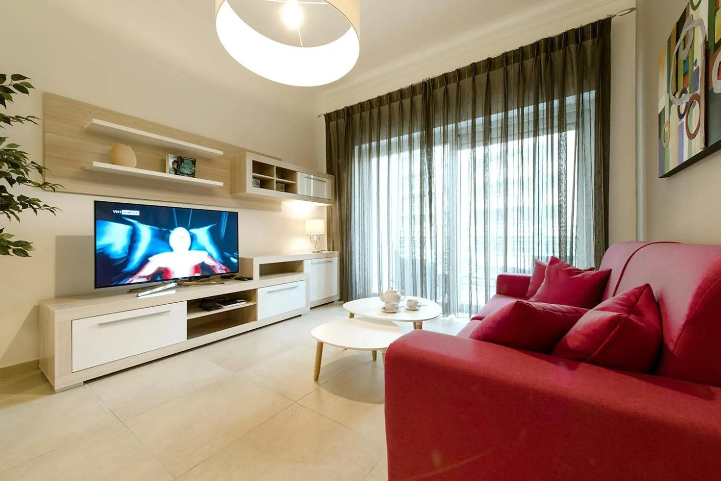 Luxury Apartment with Pool