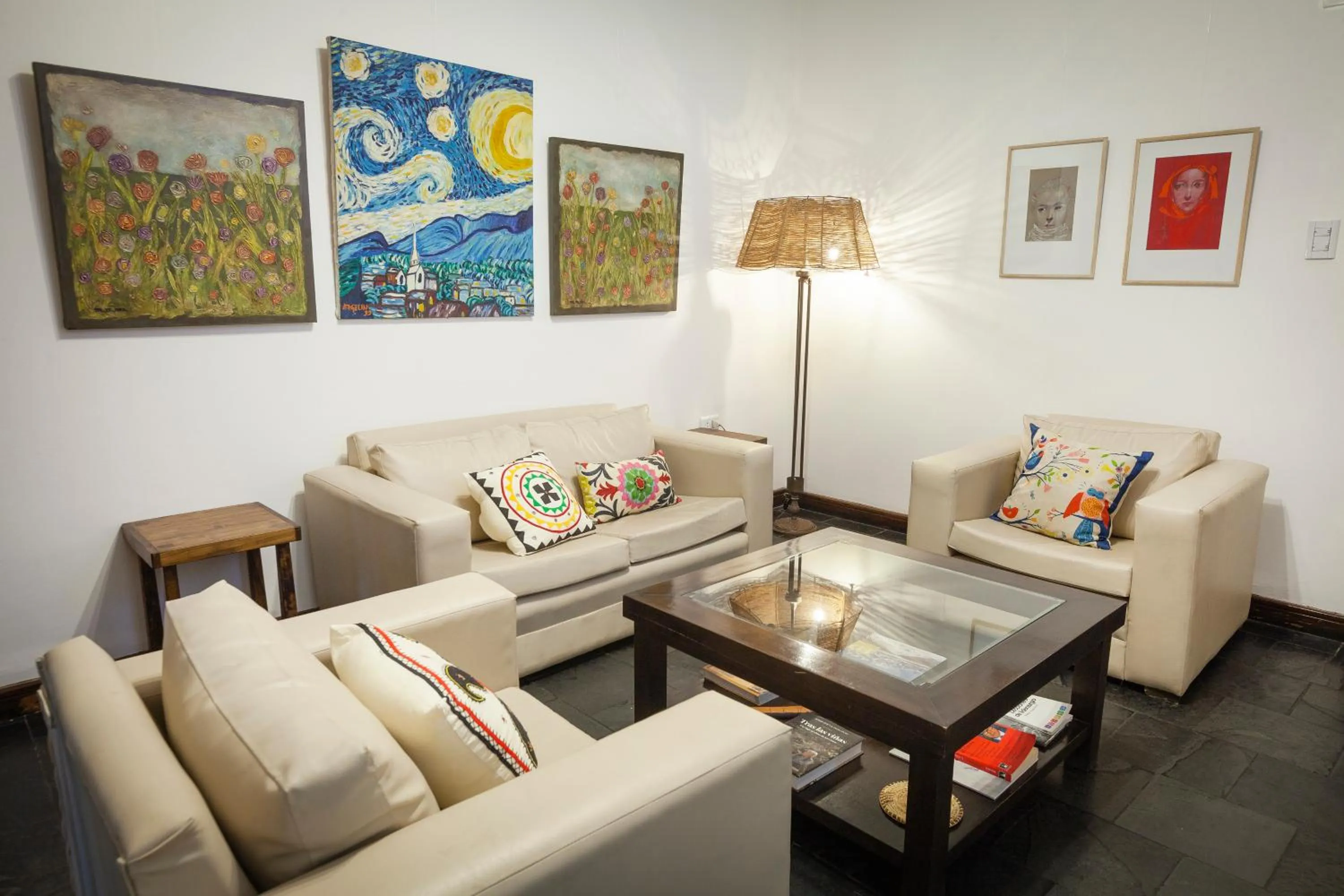 Communal lounge/ TV room in Posada de Rosas