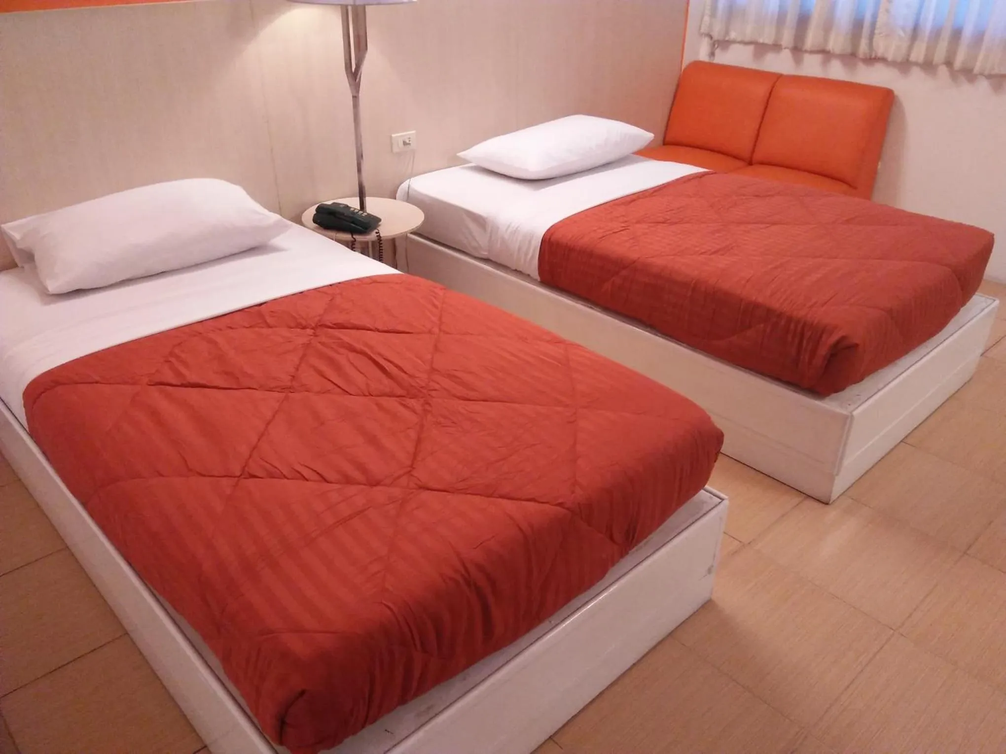 Bed in Highway Hotel