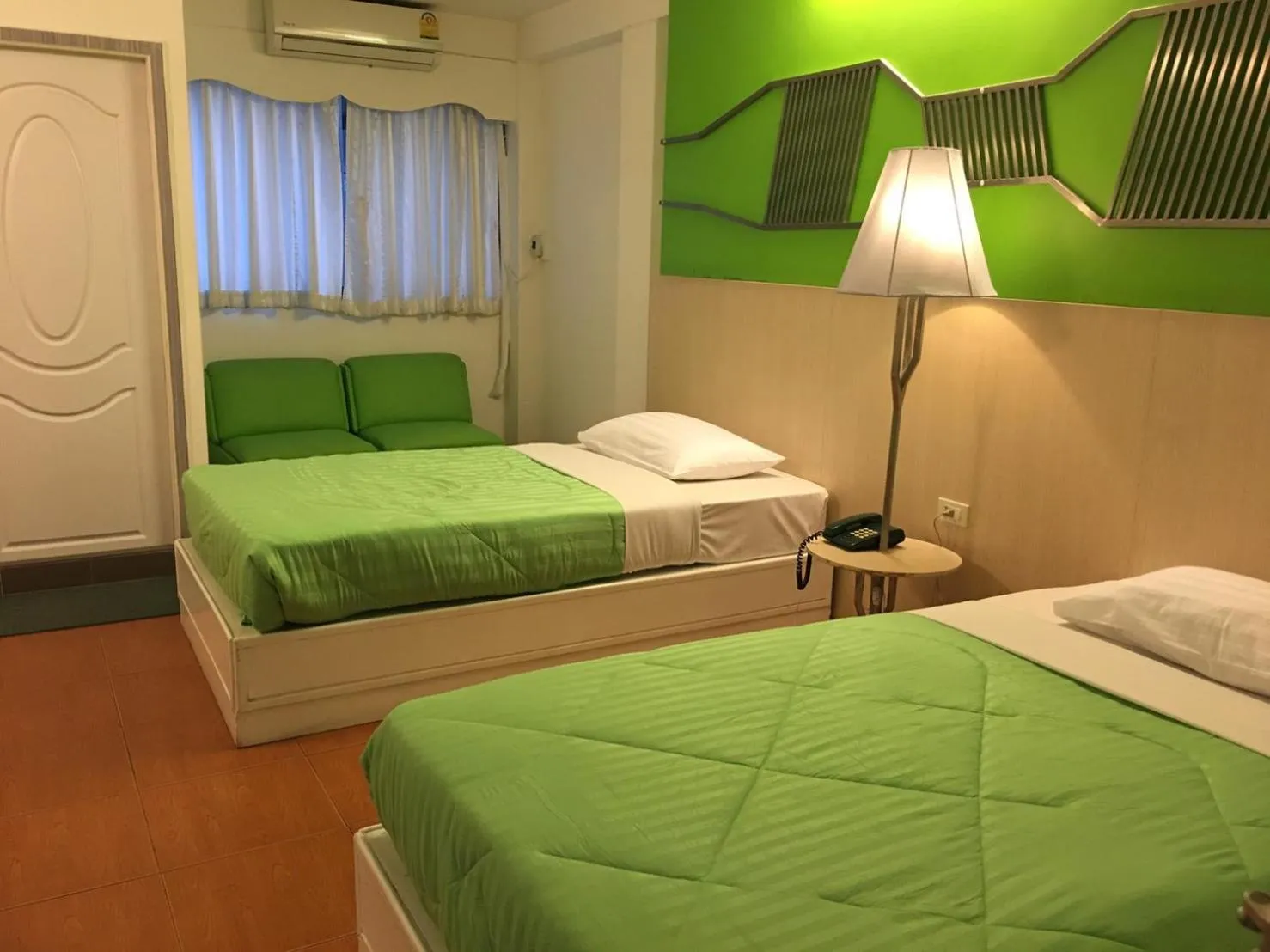 Bed in Highway Hotel