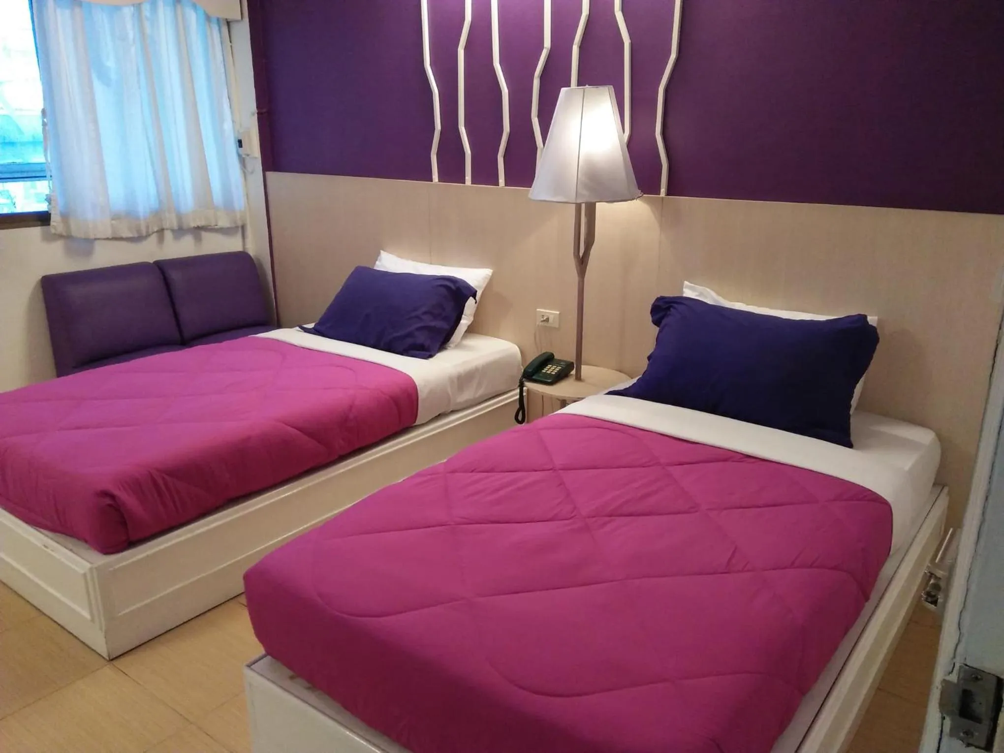 Bed in Highway Hotel