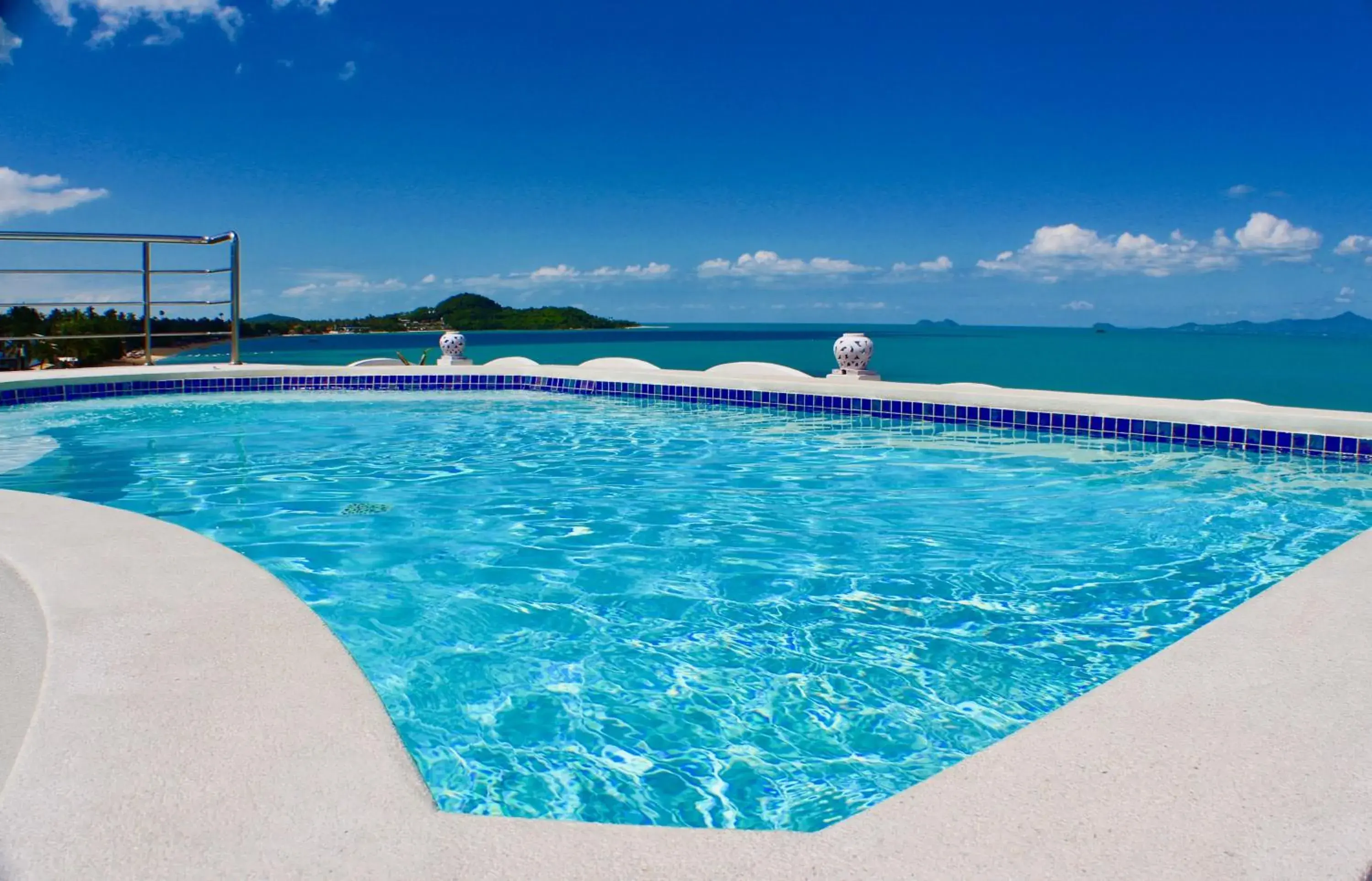 Deluxe Double Room with Sea View in Hacienda Fisherman's Village Koh Samui Deluxe Double Room with Sea View in Hacienda Fisherman's Village Koh Samui