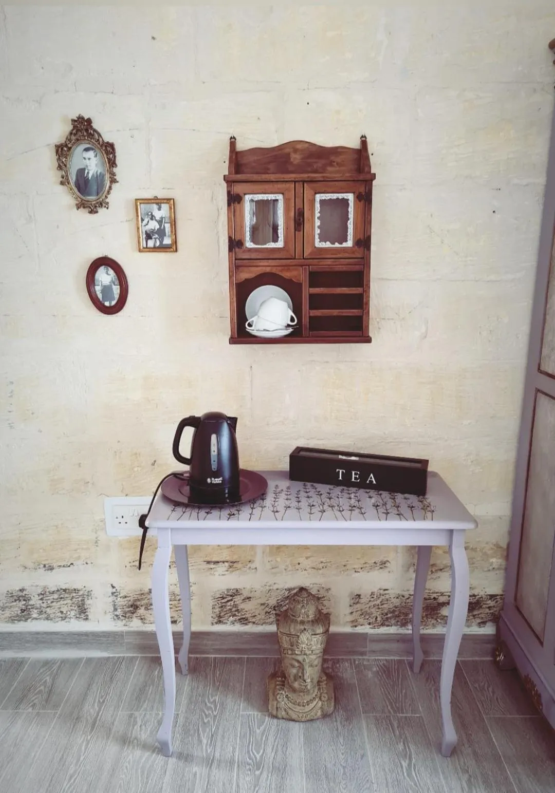 Coffee/tea facilities in Casa Asti