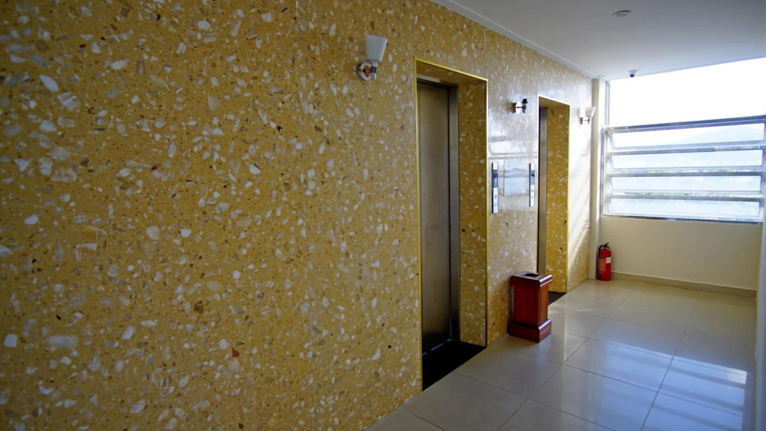 elevator in Kieu Anh Hotel Vung Tau