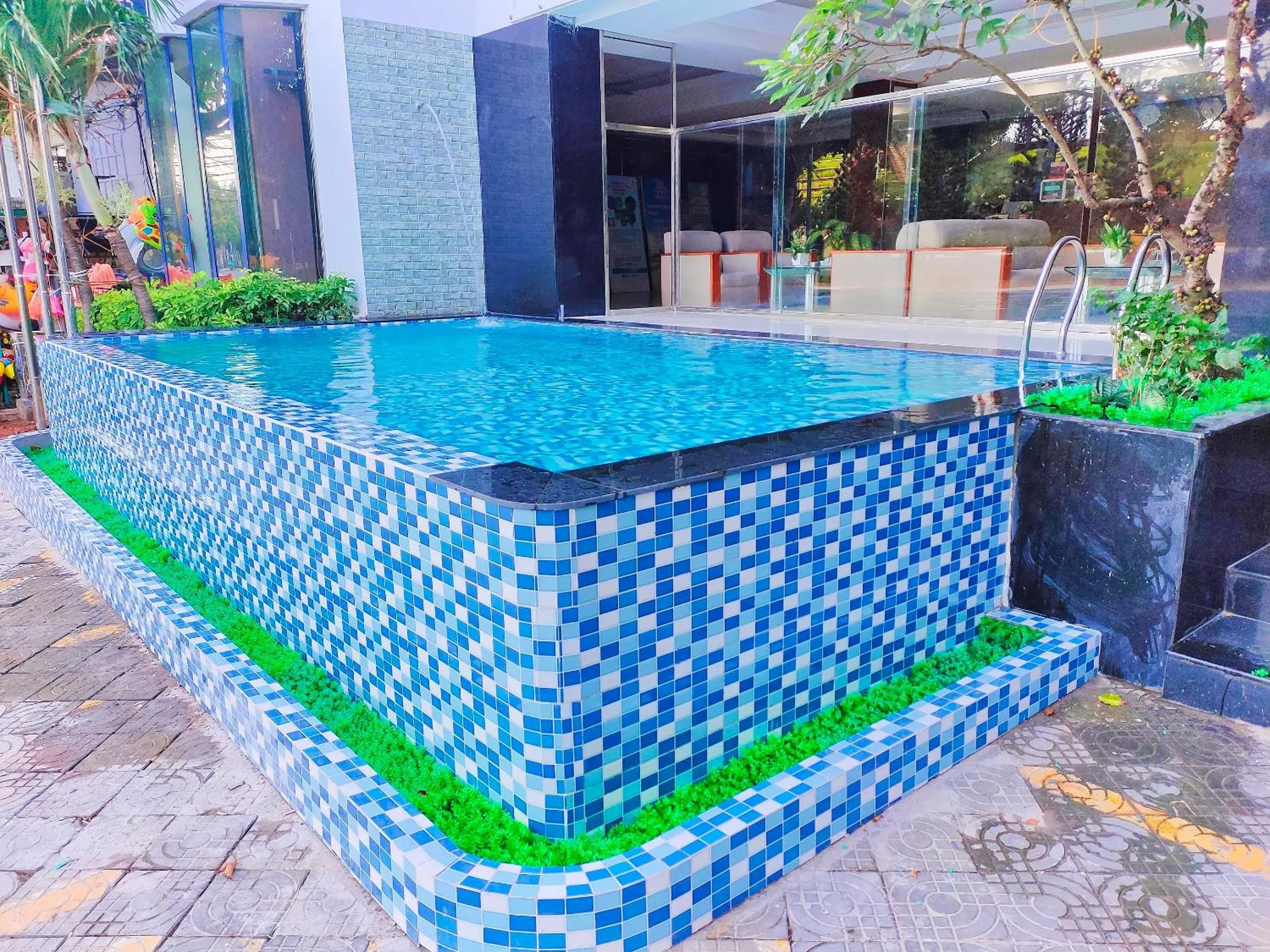 Swimming pool in Kieu Anh Hotel Vung Tau Swimming pool in Kieu Anh Hotel Vung Tau