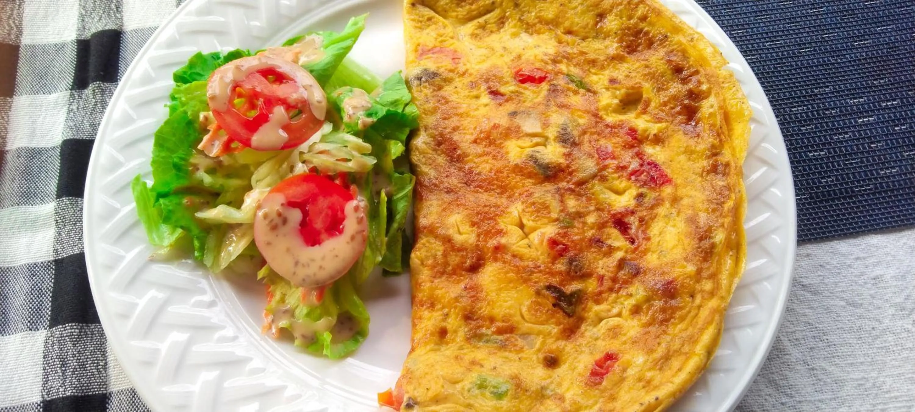 Dining area in Ban Lakkham River View