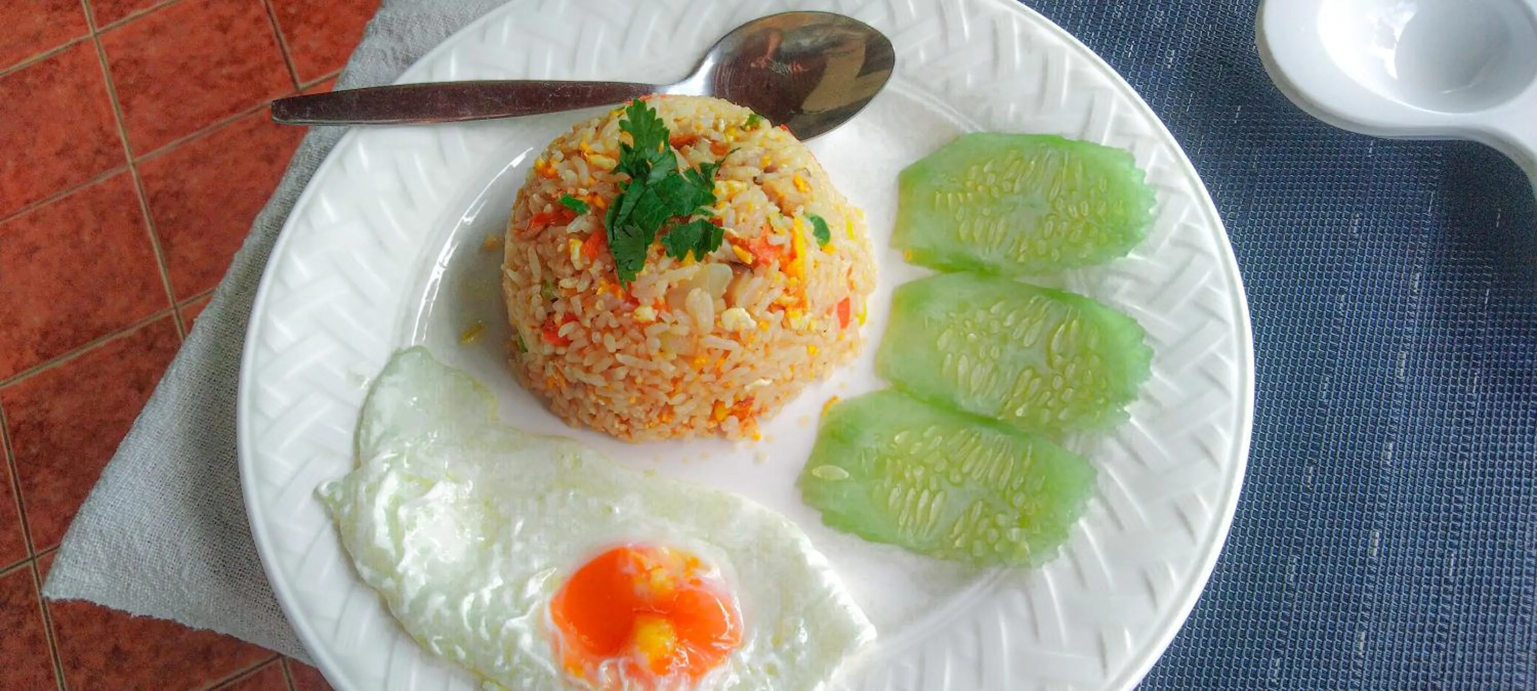 Food in Ban Lakkham River View