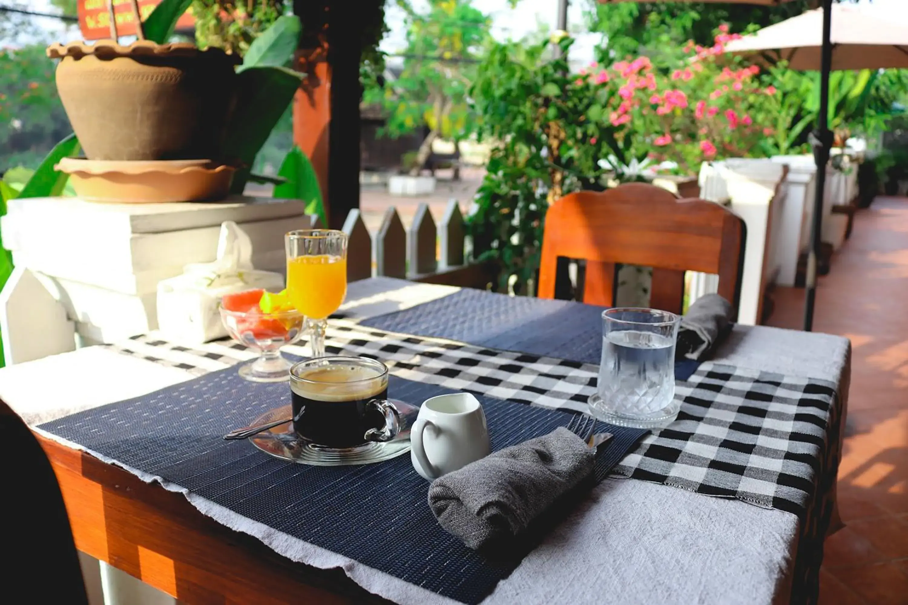 Dining area in Ban Lakkham River View Dining area in Ban Lakkham River View